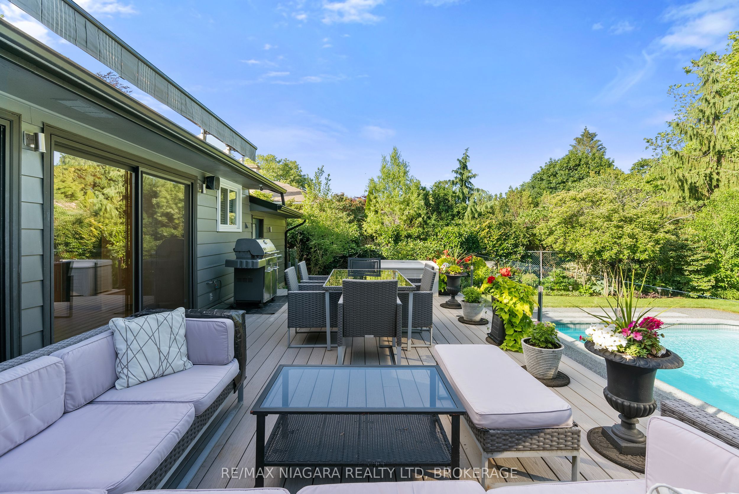 360 DORCHESTER Street, Niagara-on-the-Lake, ON L0S 1J0 photo 5