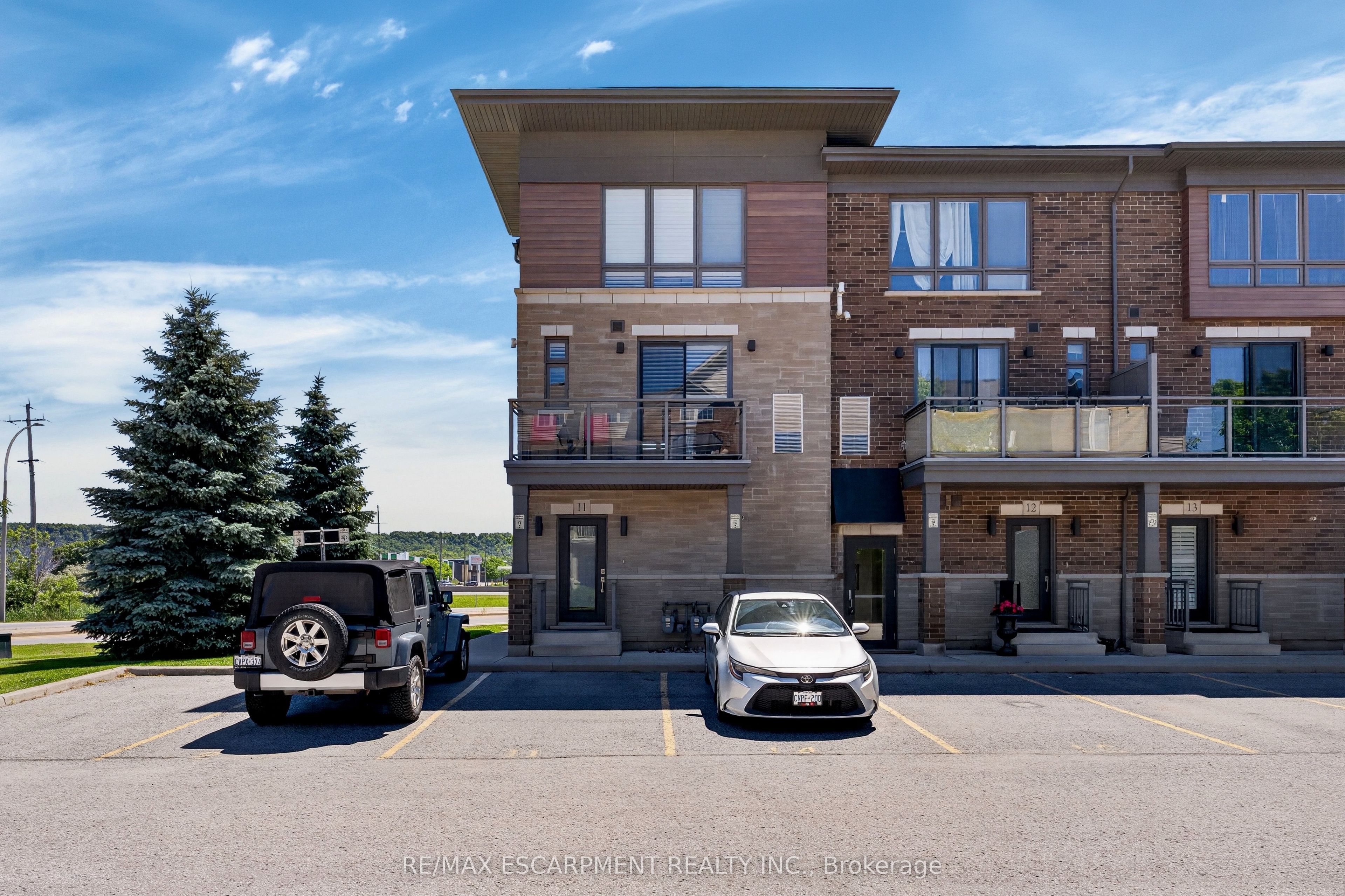 510 North Service Road 11, Grimsby, ON L3M 0C9