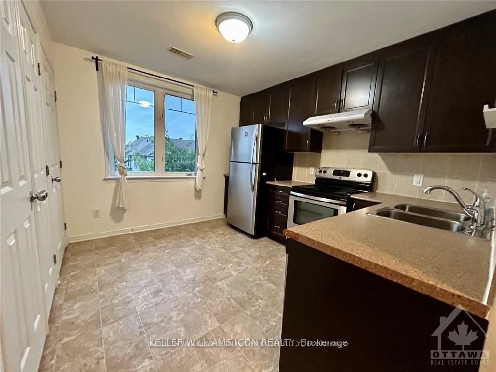 146 Urbancrest Private, Barrhaven, ON K2J 2S7 photo 2