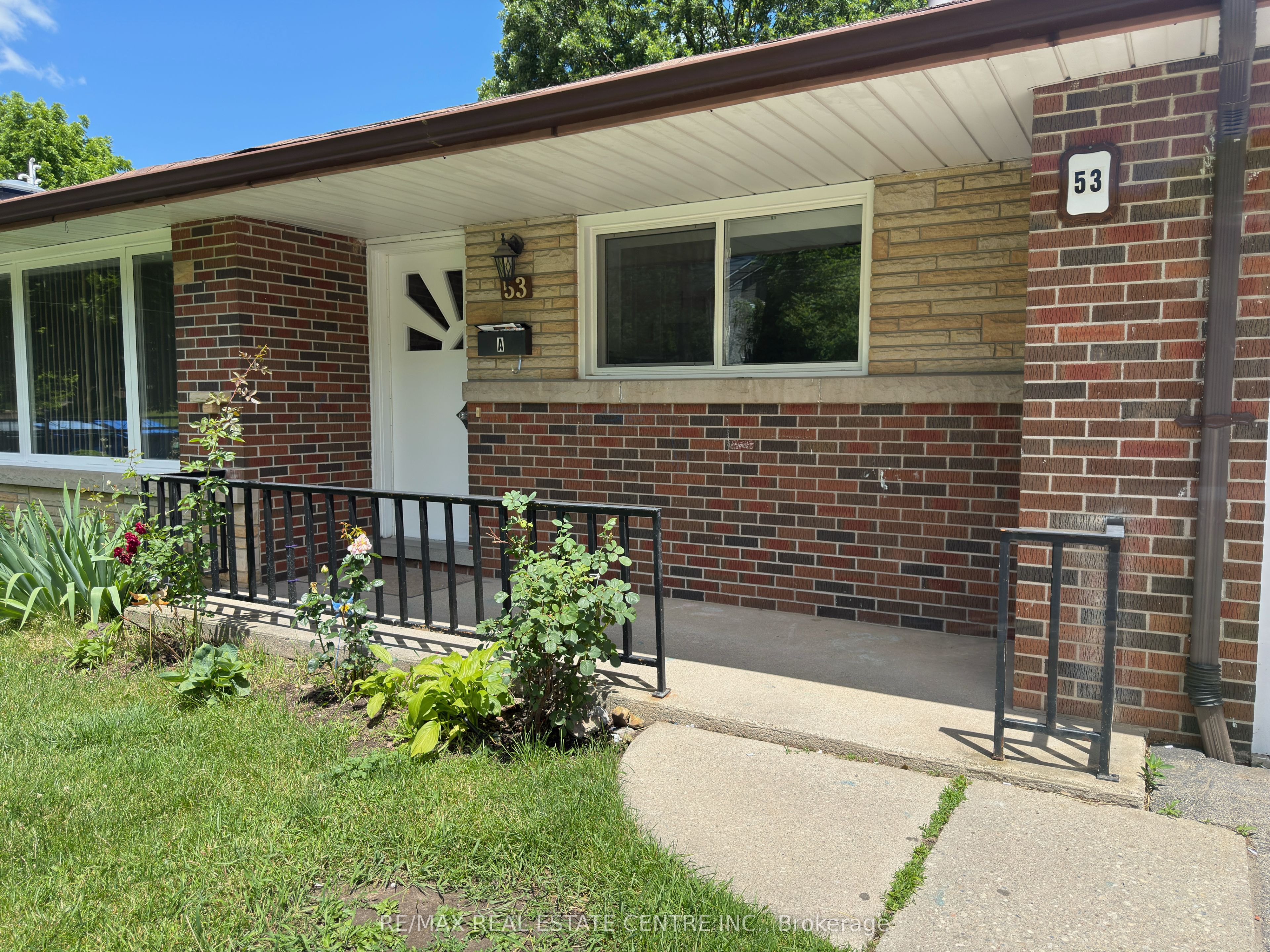 53 Guelph Street UPPER, Guelph, ON N1H 5Y9 photo 2