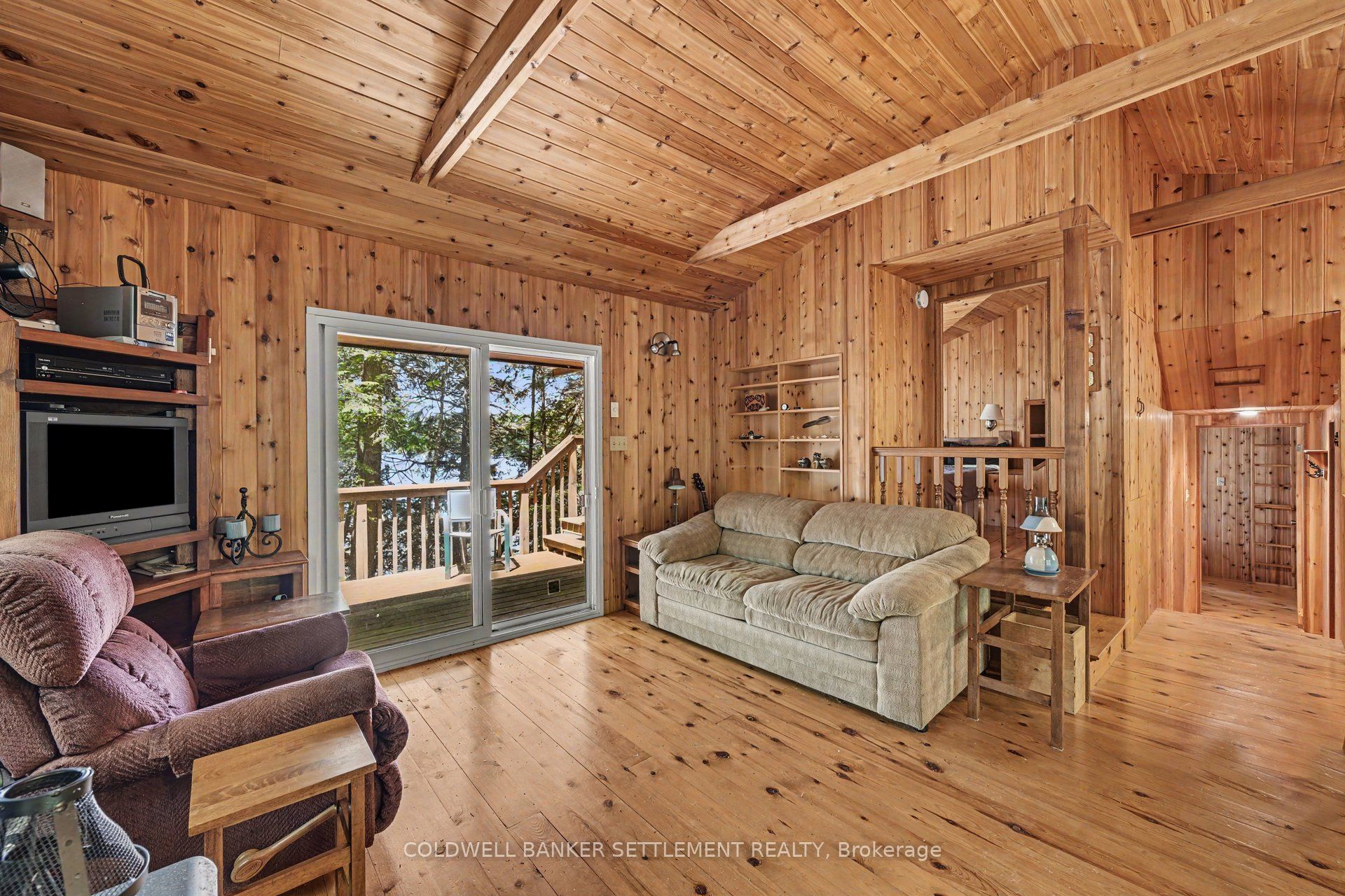 6773 Sand Island Island, Rideau Lakes, ON K0G 1V0 photo 3