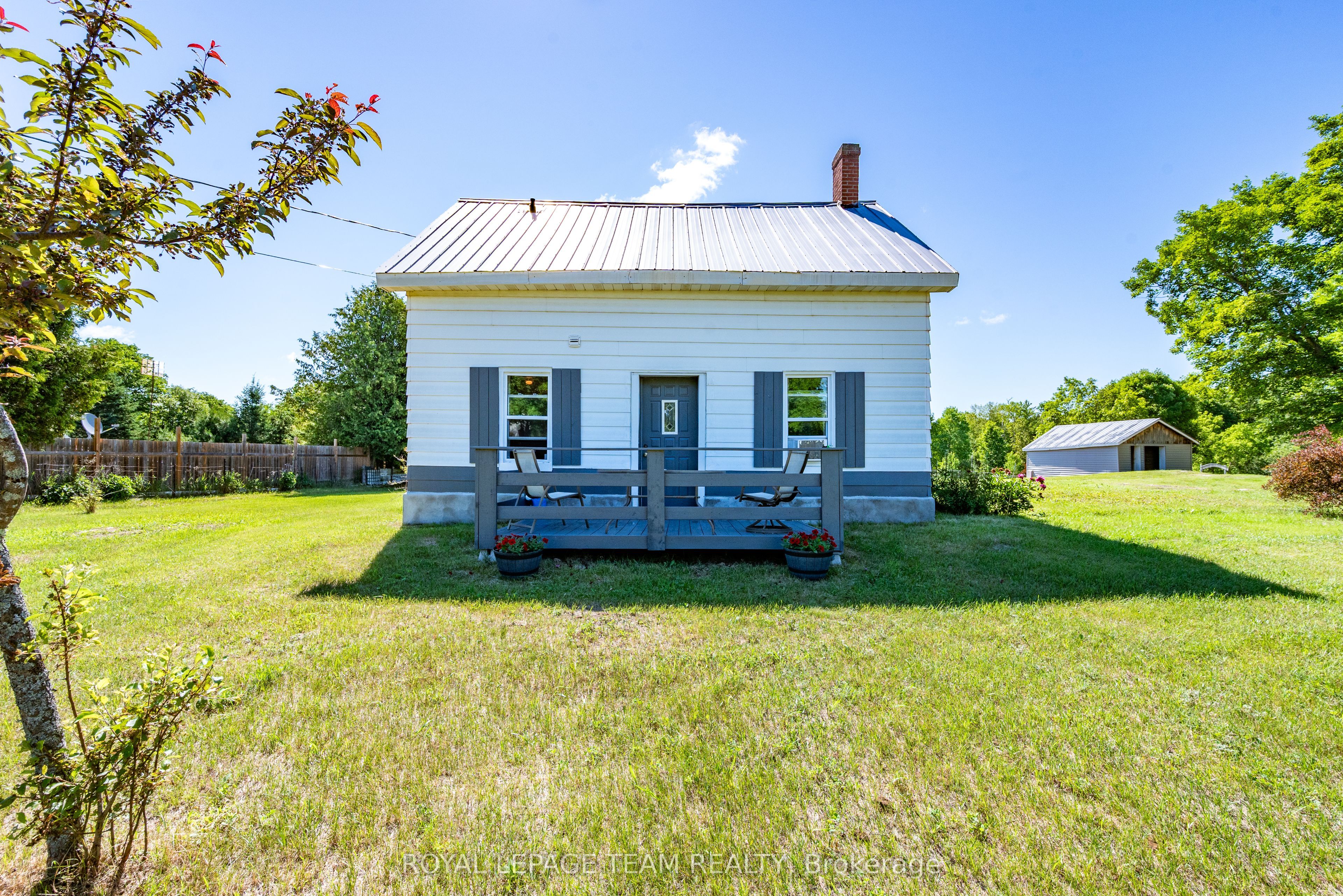 828 Cemetery Road, Lanark Highlands, ON K0G 1K0 photo 4