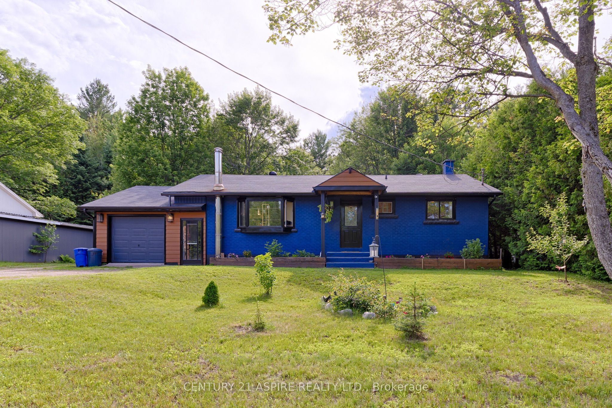 32057 Highway 17 Highway, Laurentian Hills, ON K0J 1J0 photo 3