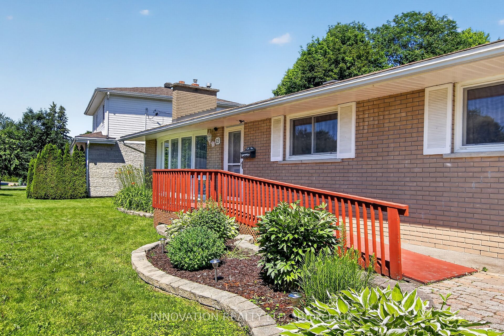 13 Dorland Crescent, Bells Corners and South to Fallowfield, ON K2H 6E6