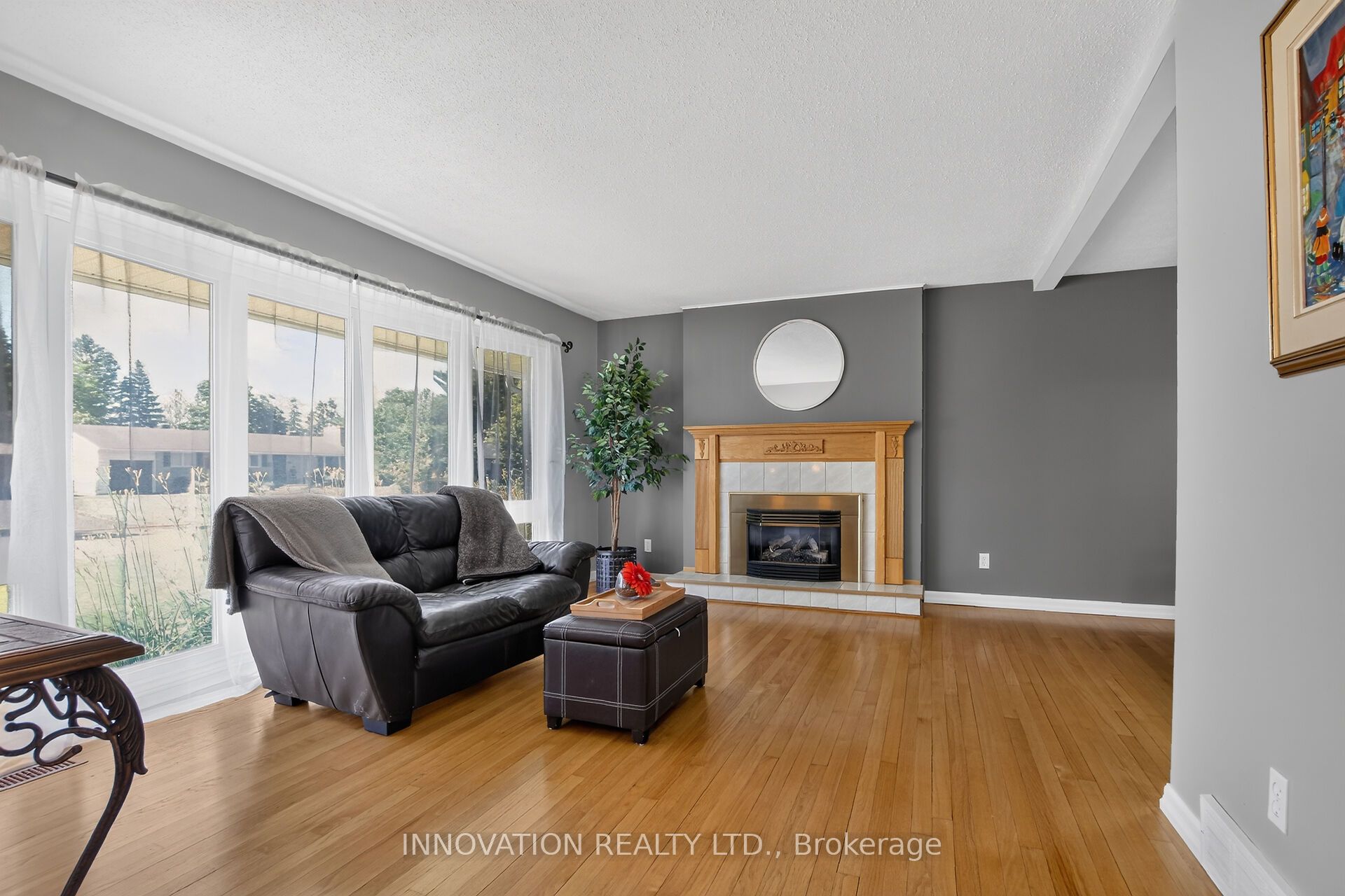 13 Dorland Crescent, Bells Corners and South to Fallowfield, ON K2H 6E6 photo 4