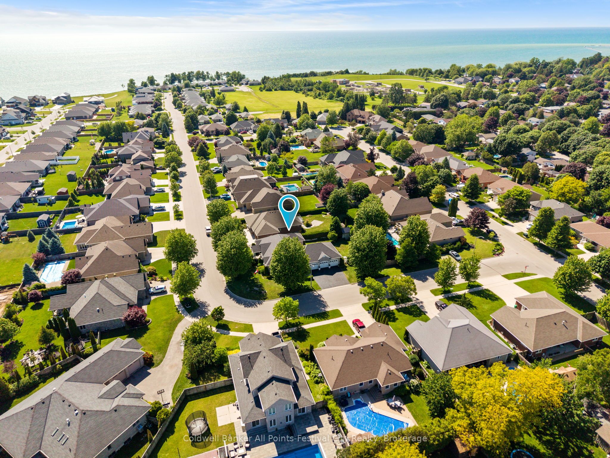 136 Bethune Crescent, Goderich, ON N7A 4M2 photo 3