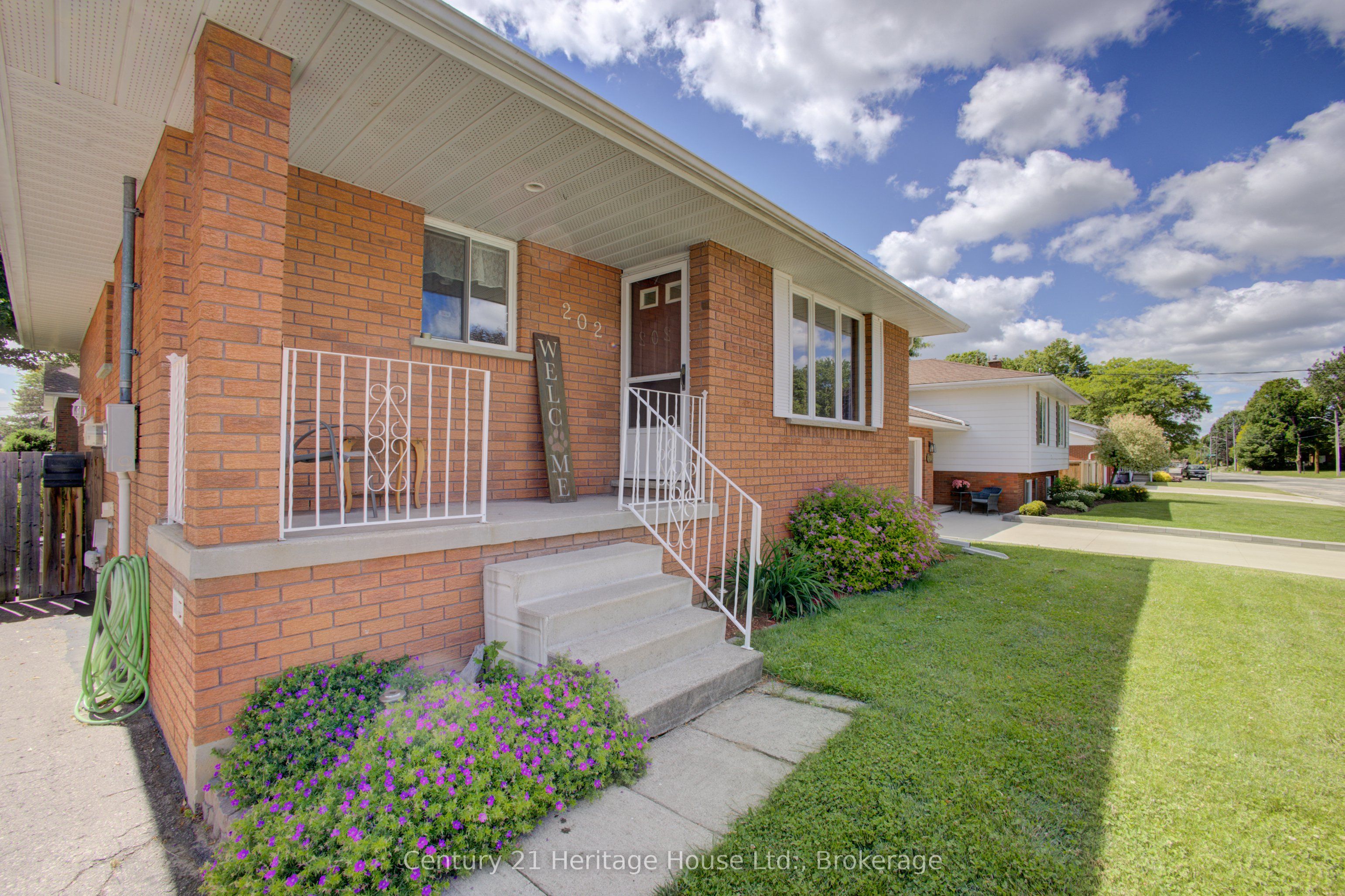 202 15th Avenue, Hanover, ON N4N 3L4 photo 4