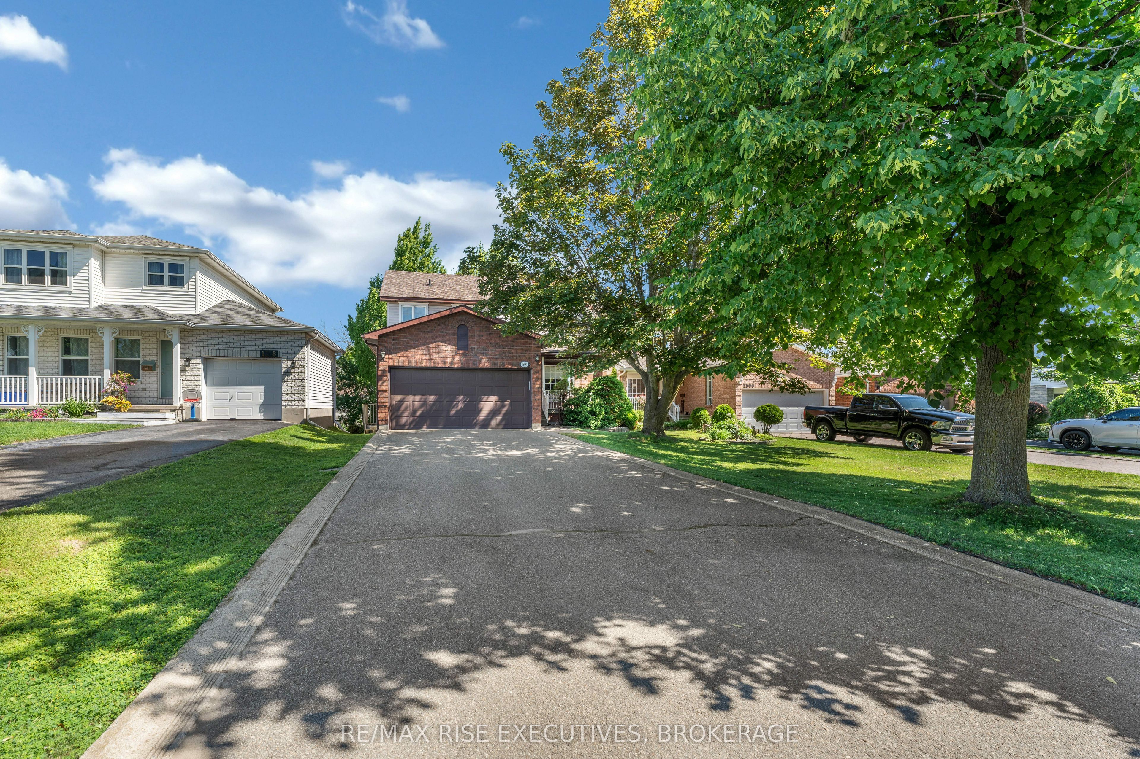1304 Fisher Crescent, Kingston, ON K7M 8T2 photo 3