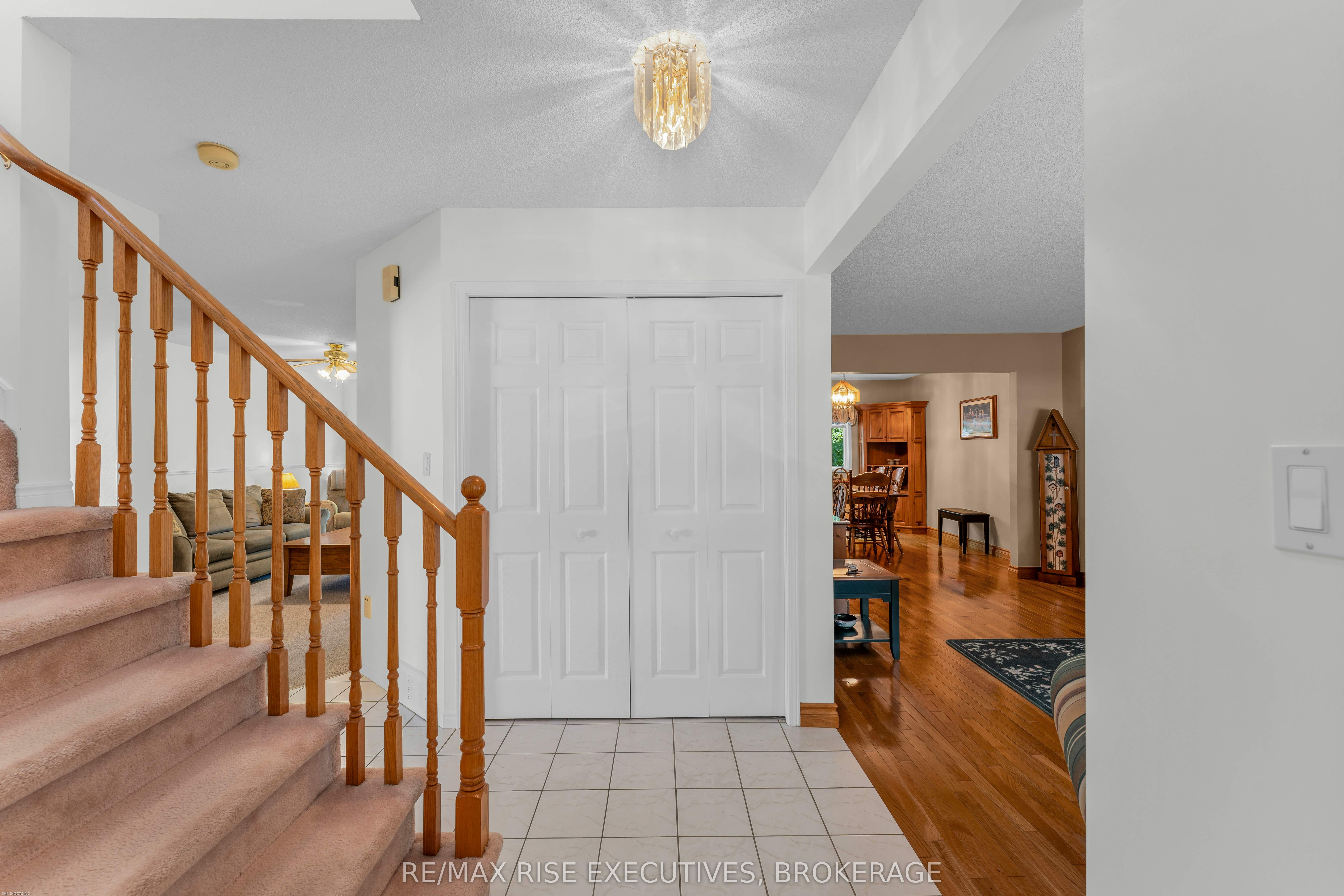 1304 Fisher Crescent, Kingston, ON K7M 8T2 photo 4