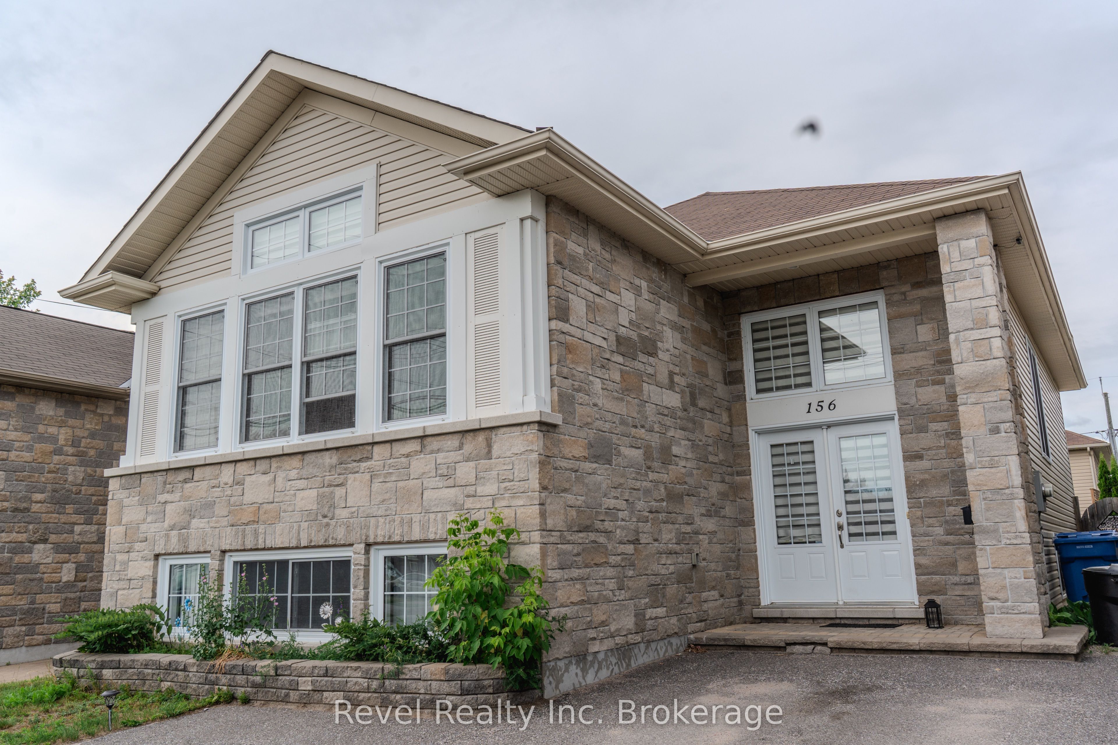 156 Greenwood Avenue, North Bay, ON P1B 5E9 photo 3
