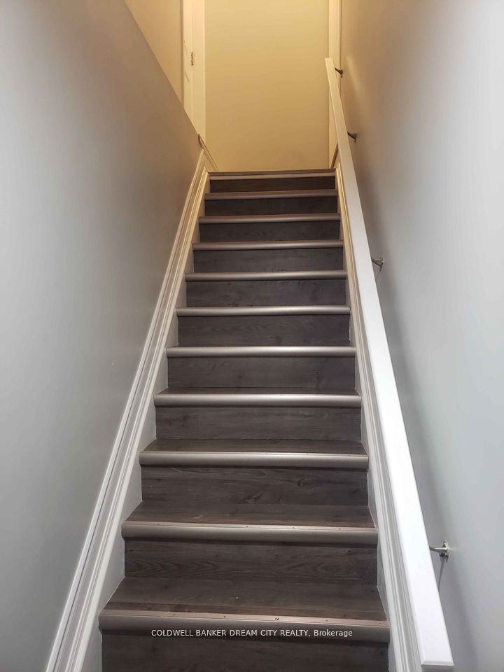 158 Forest Creek Drive N (Lower), Kitchener, ON N2R 0M1 photo 3