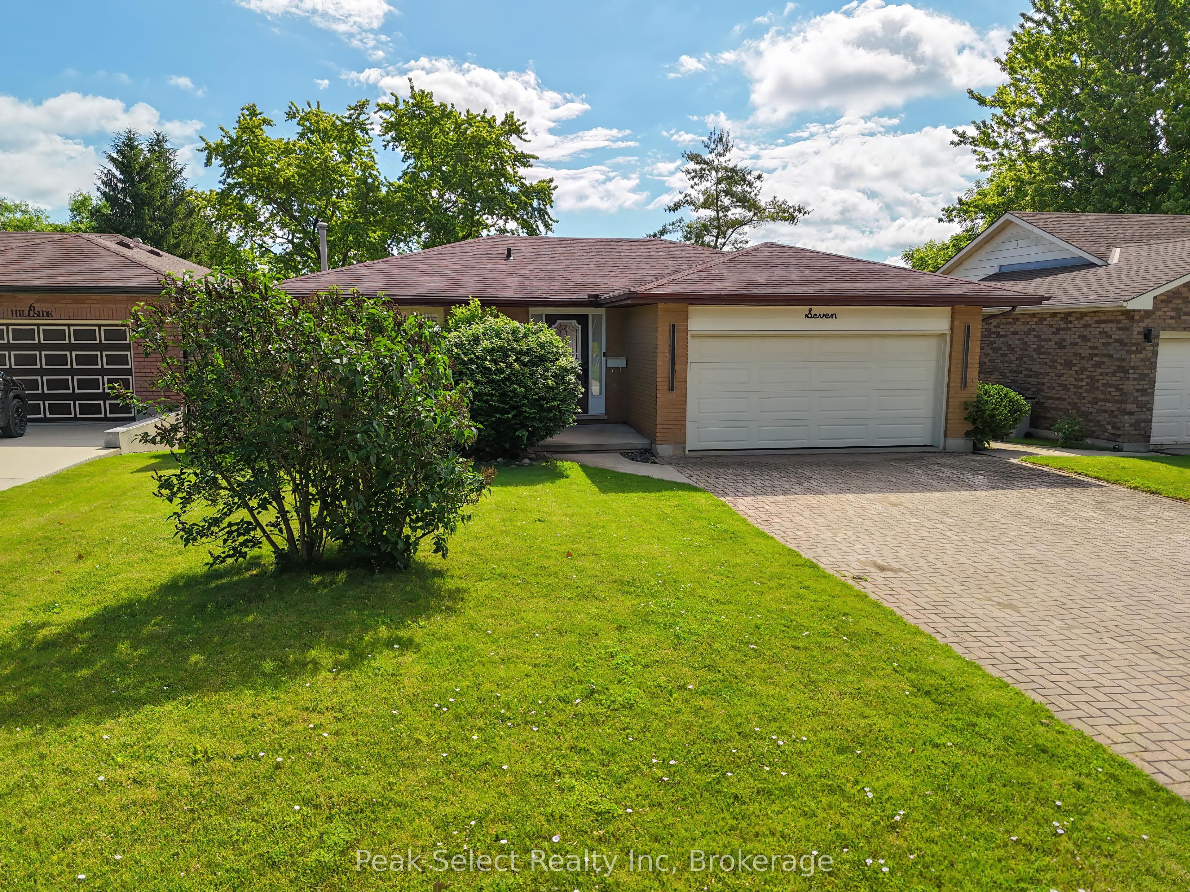 7 HILLSIDE Court, St. Marys, ON N4X 1C3 photo 2