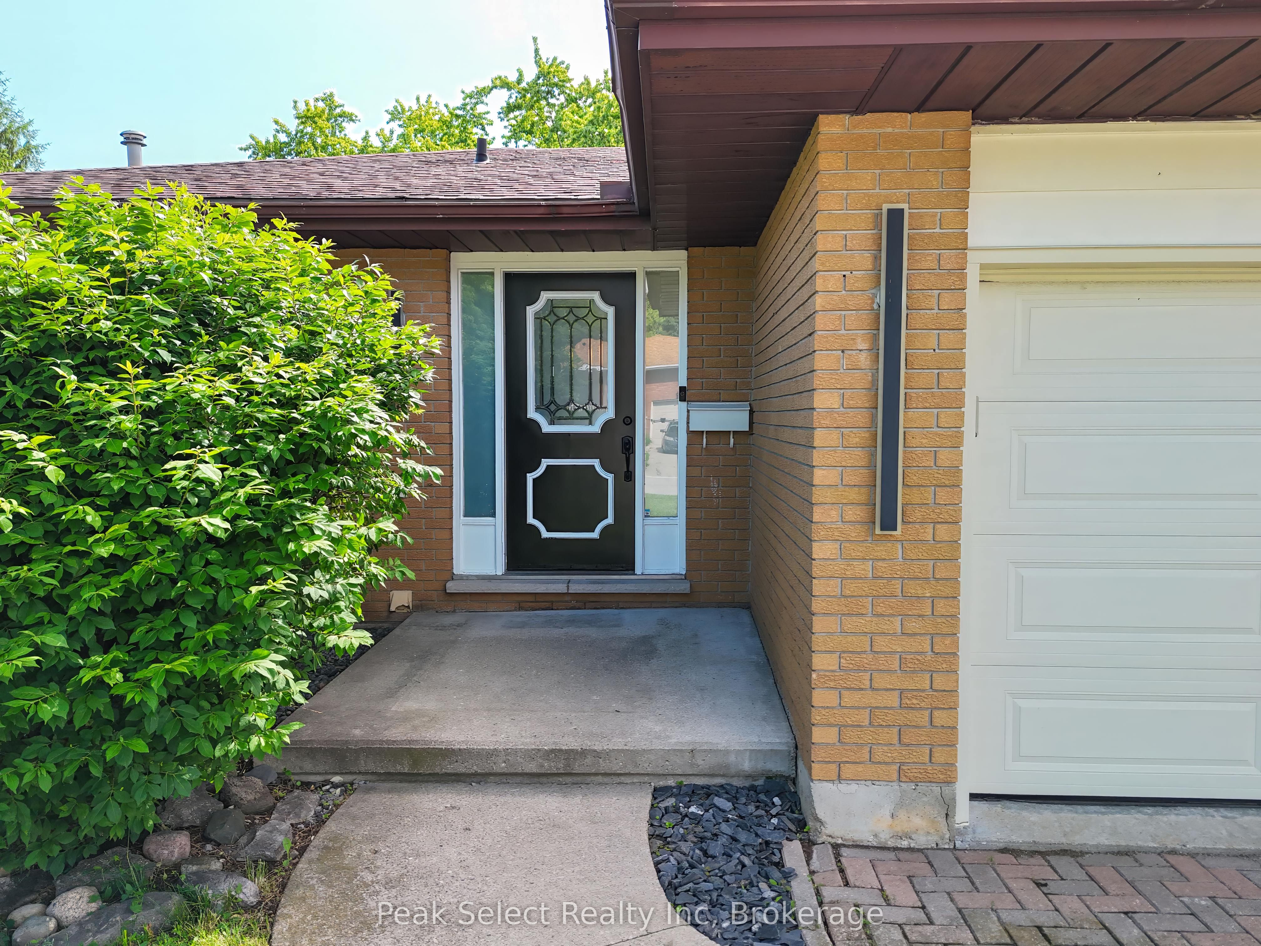 7 HILLSIDE Court, St. Marys, ON N4X 1C3 photo 5