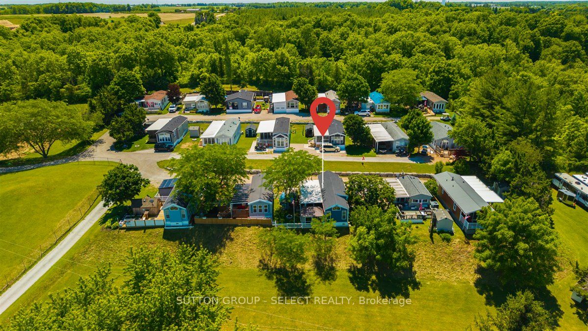 8685 Rock Glen Road 402, Lambton Shores, ON N0M 1B0 photo 3