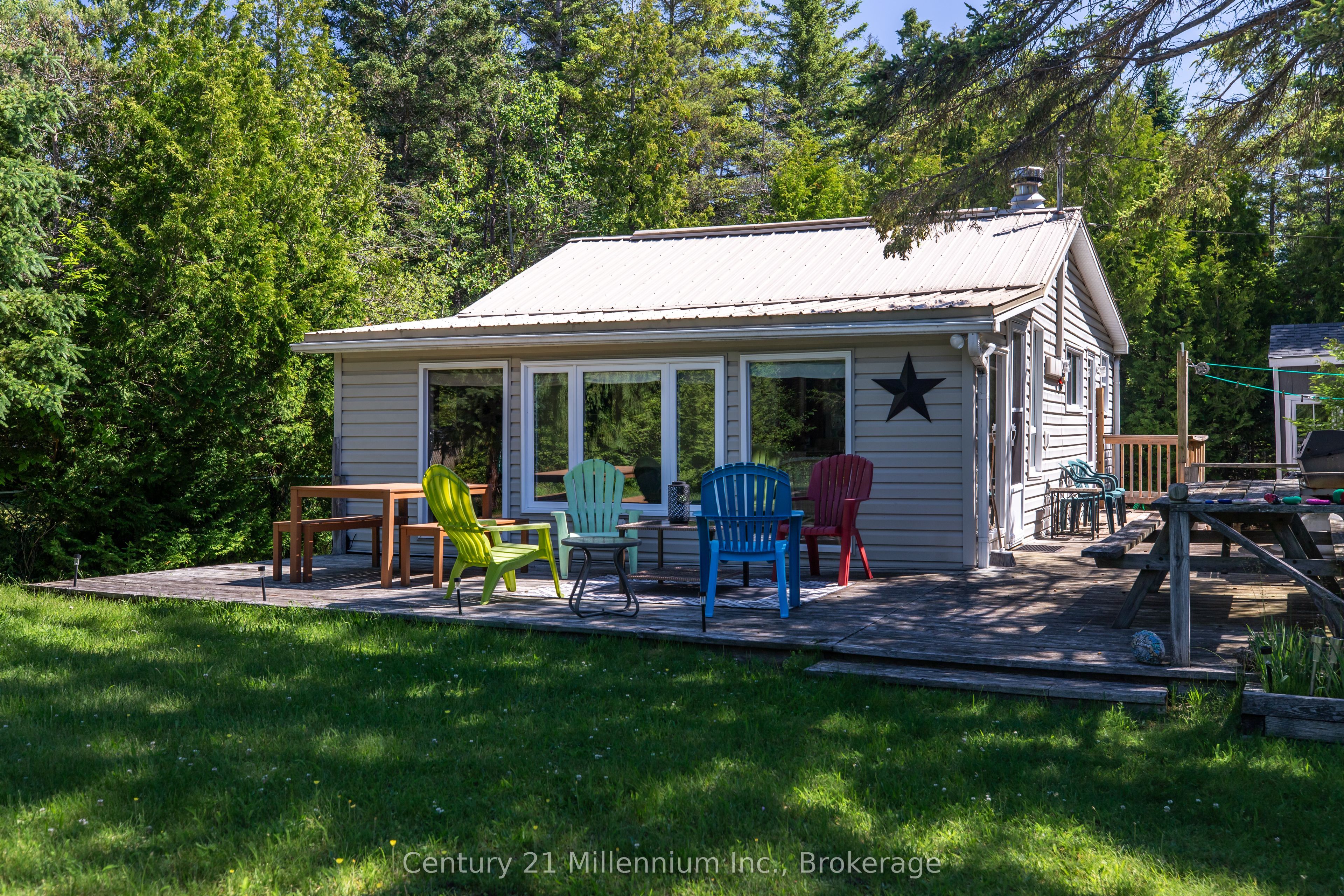 1443 Sunset Drive, South Bruce Peninsula, ON N0H 2T0