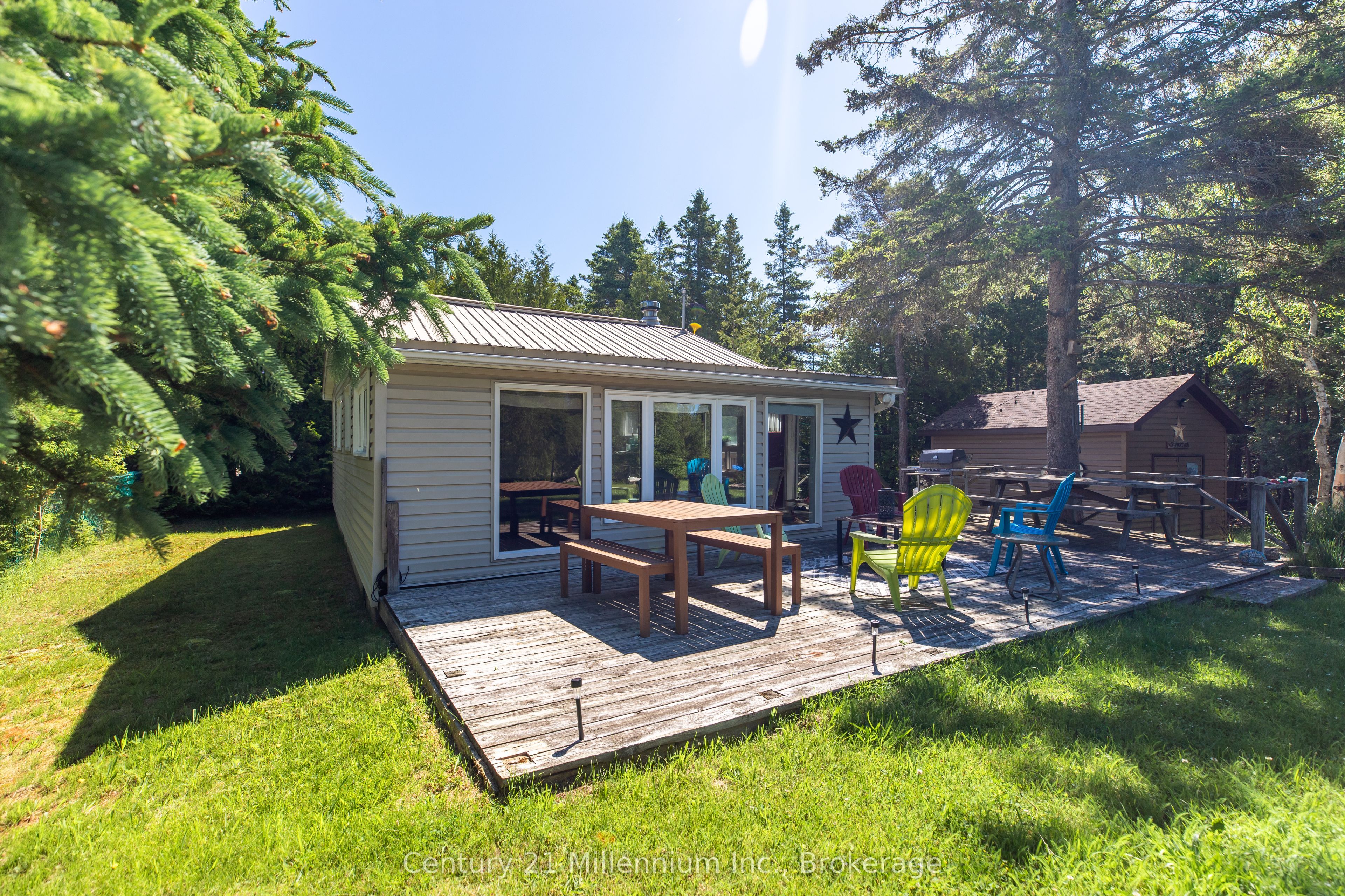 1443 Sunset Drive, South Bruce Peninsula, ON N0H 2T0 photo 3