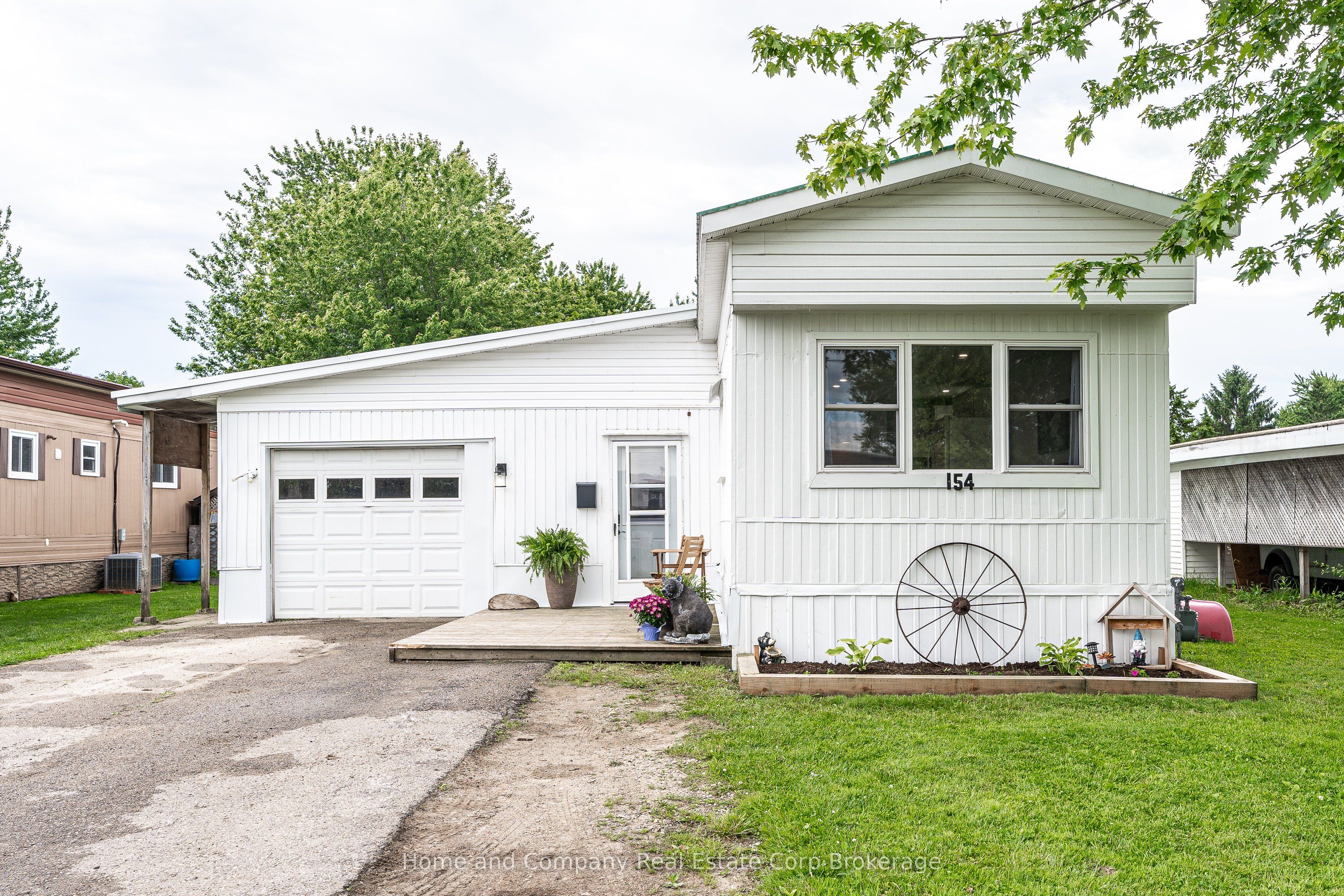 154 Maple Street, Perth East, ON N5A 6S6