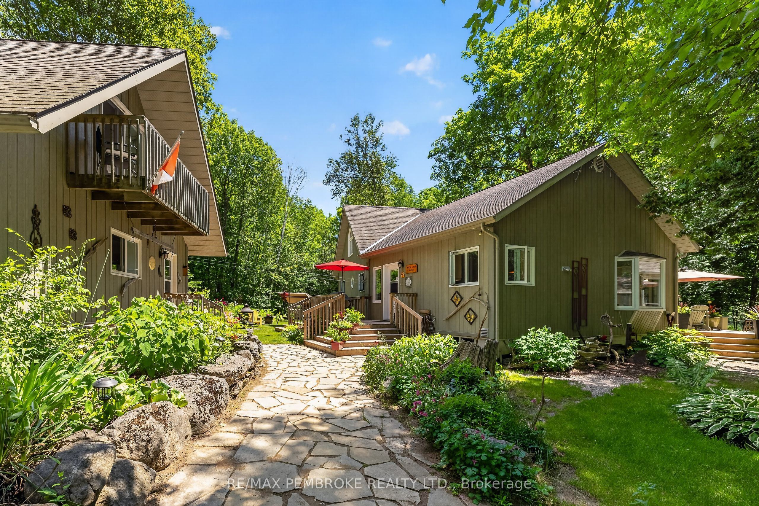 131 Clem Trail, Whitewater Region, ON K0J 2L0 photo 2