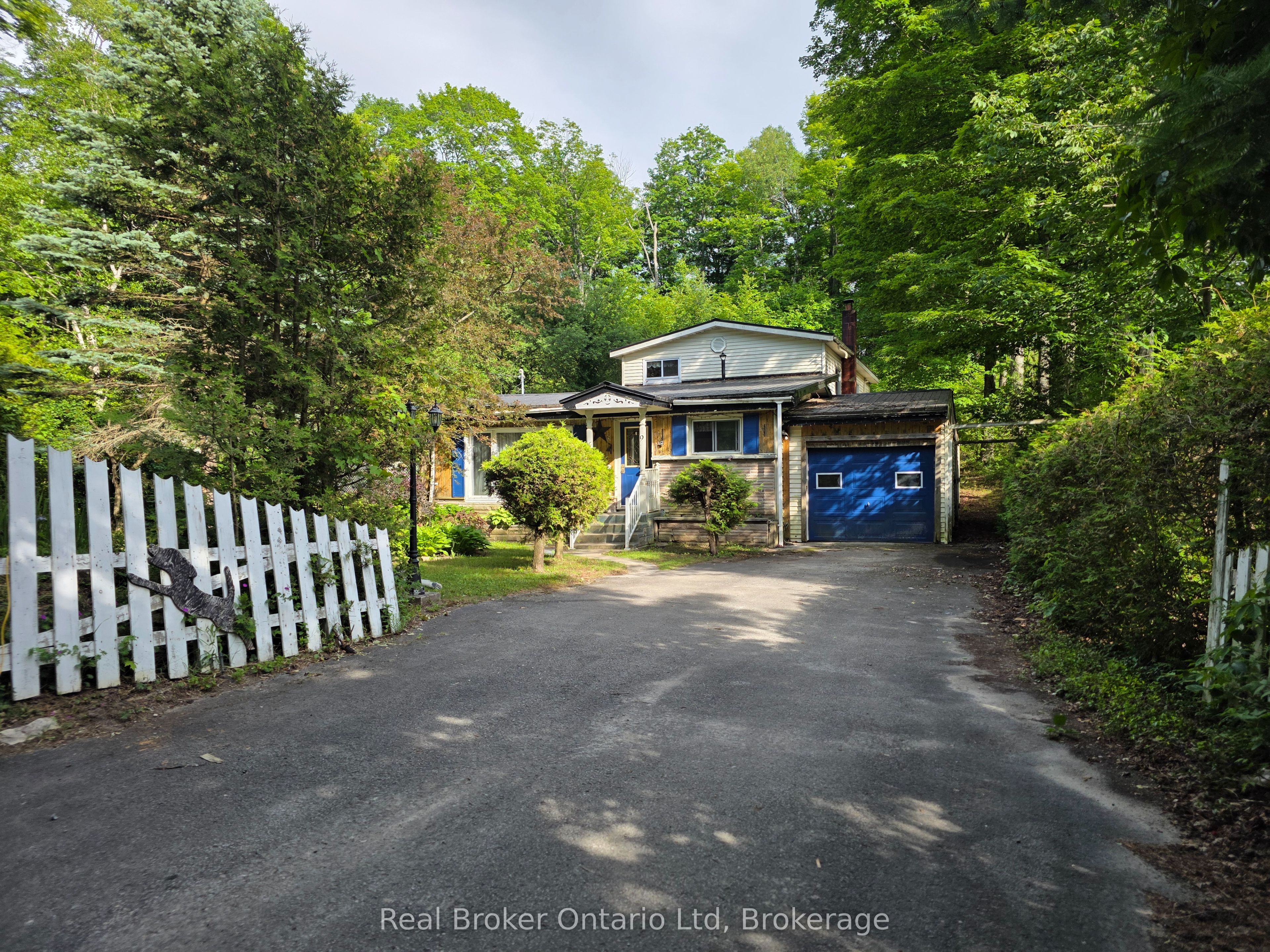 9 Burton Crescent S, South Bruce Peninsula, ON N0H 2G0 photo 2