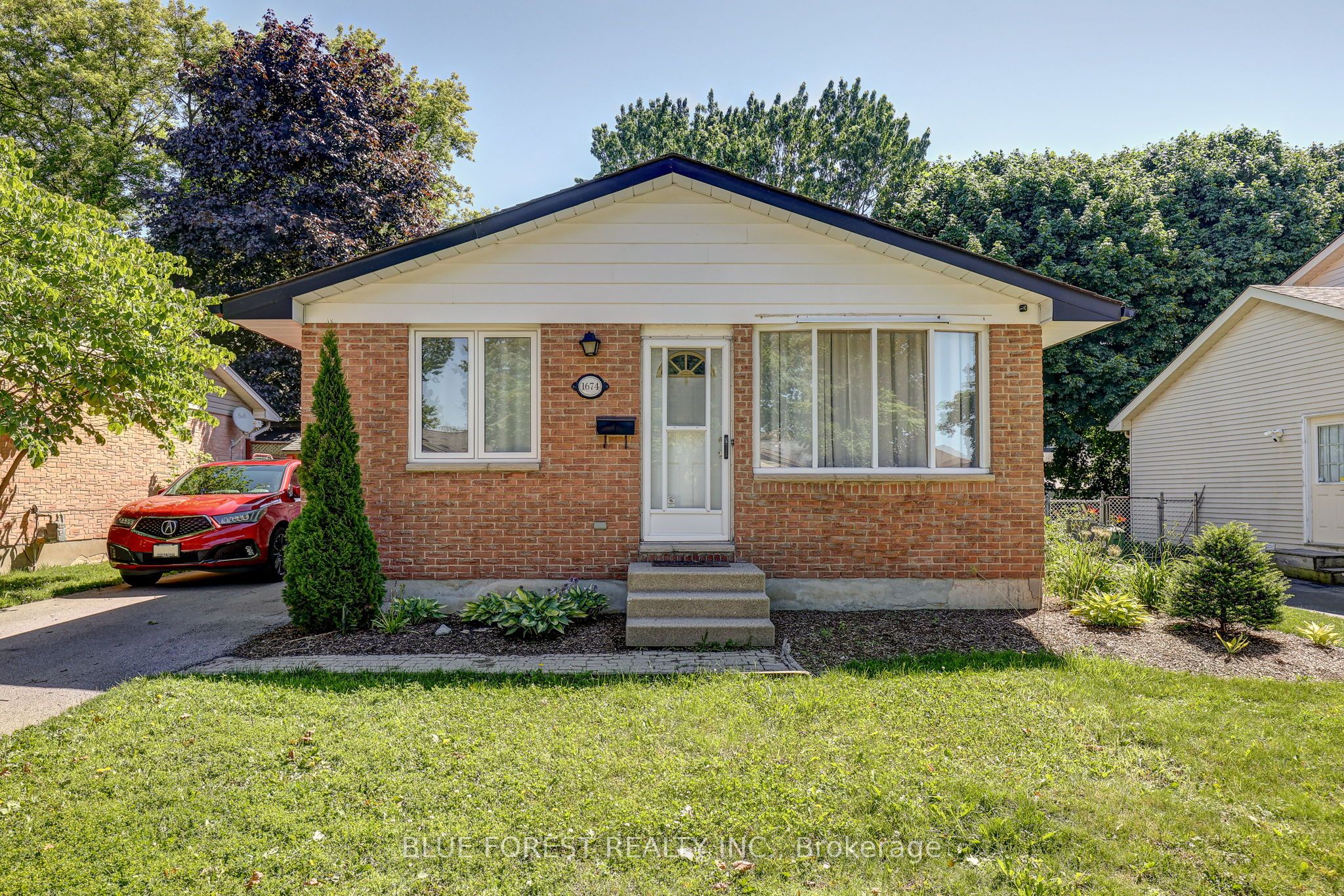 1674 ALDERSBROOK Road, London North, ON N6G 3B8 photo 2