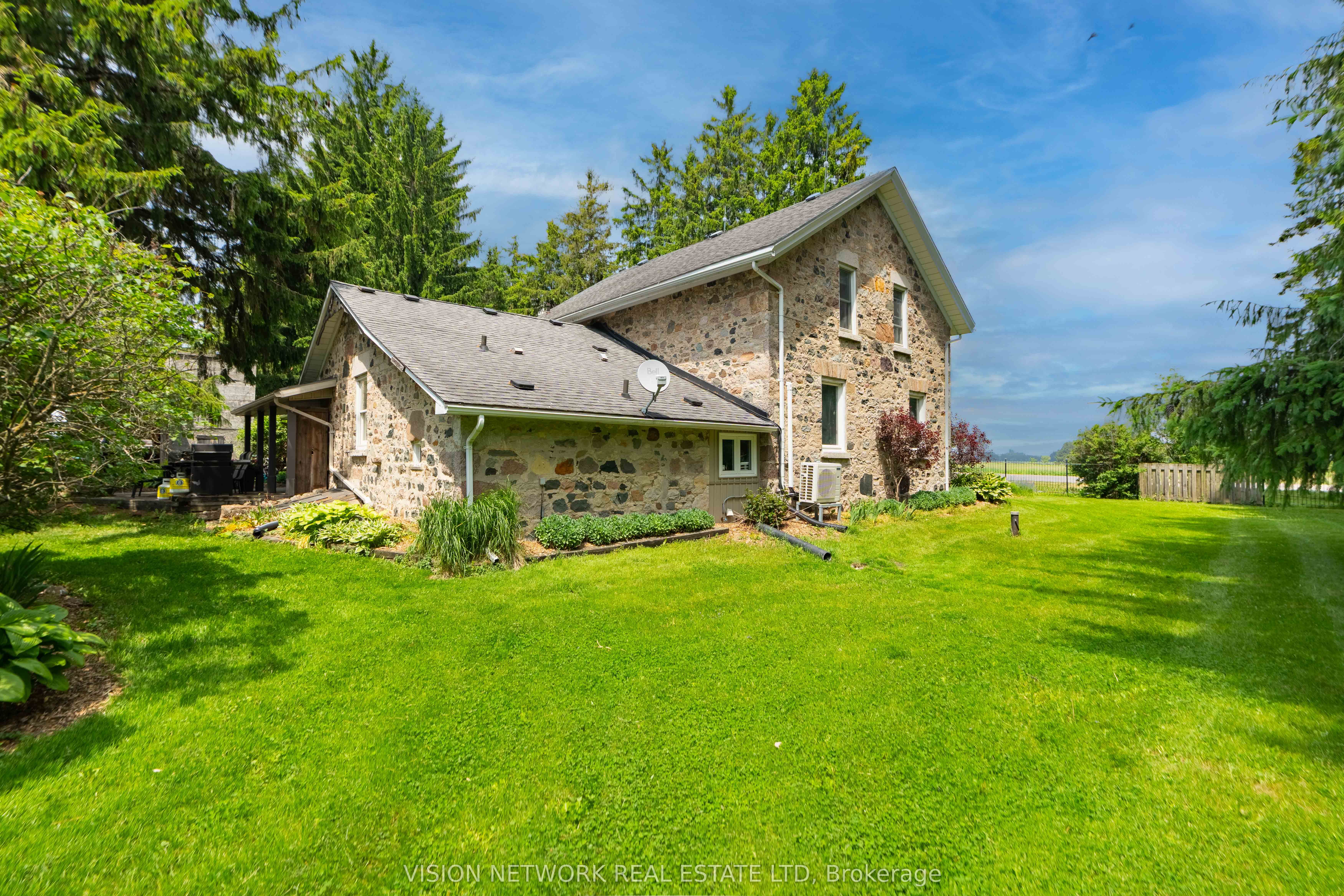 16792 Oliver Drive, Thames Centre, ON N0M 2P0 photo 4