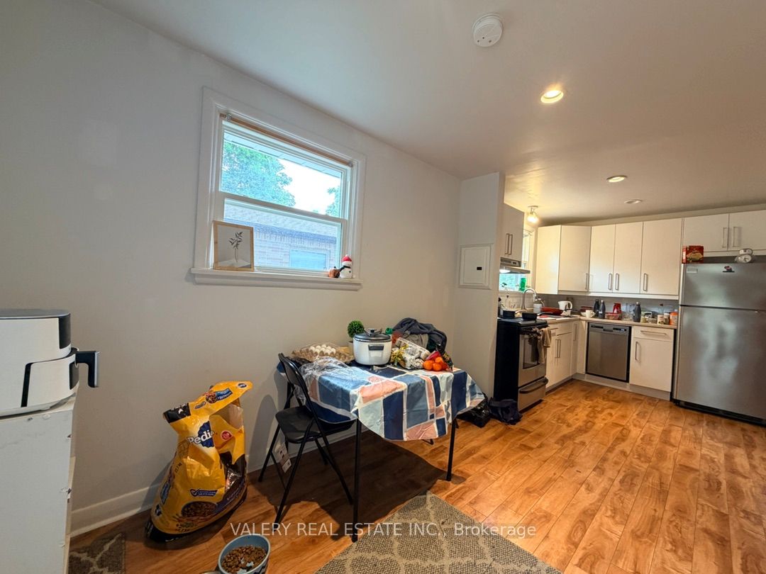 206 Barry Place Main, London North, ON N6H 1K1 photo 4