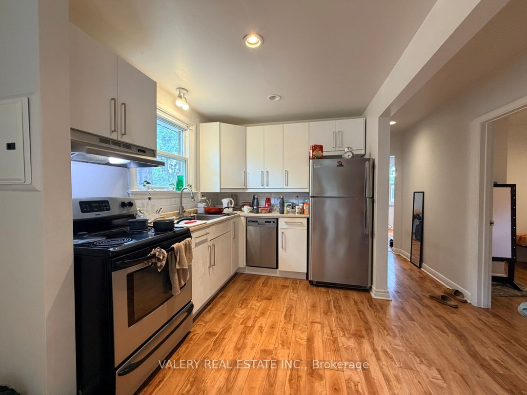 206 Barry Place Main, London North, ON N6H 1K1 photo 5