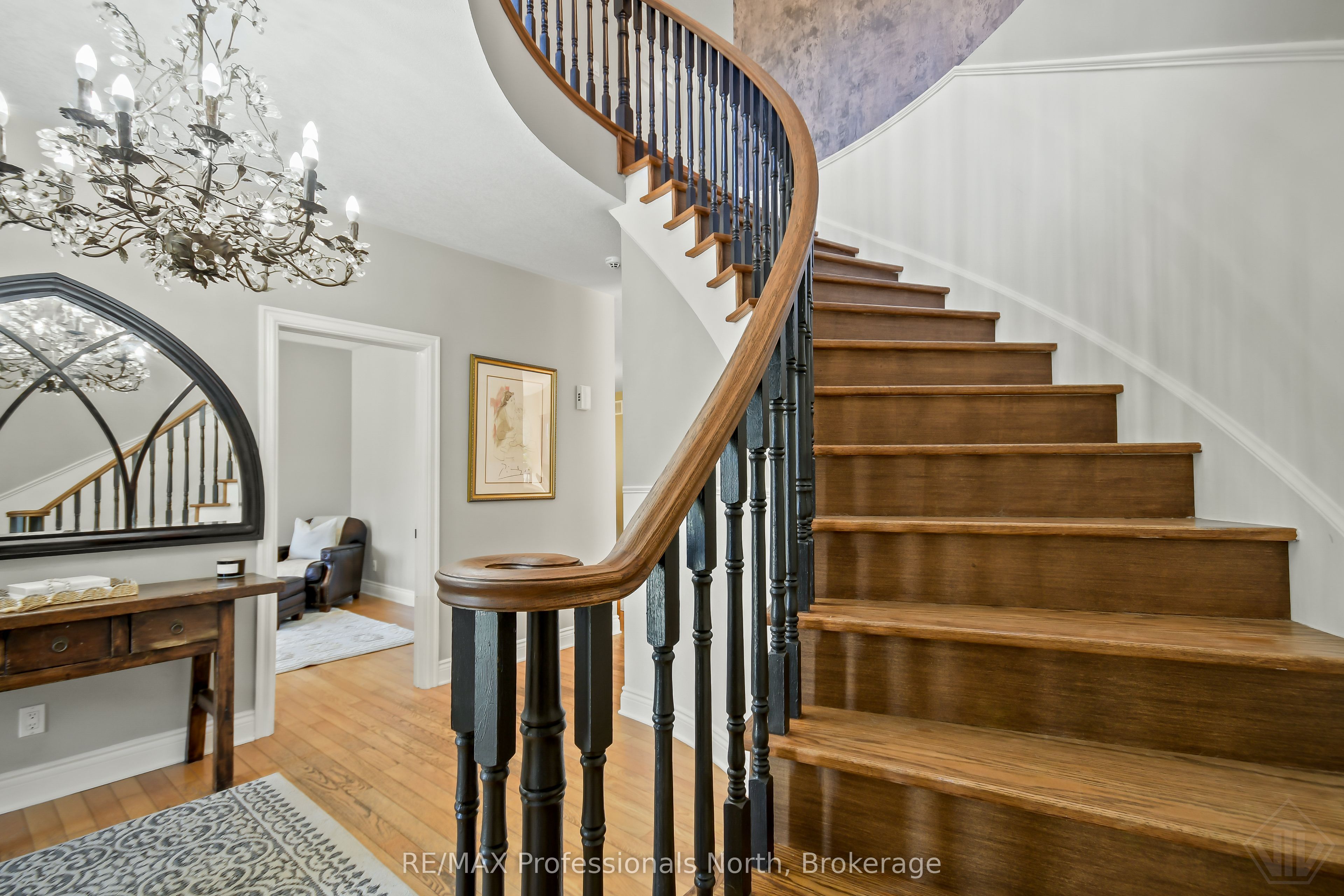 9 Melane Court, Bracebridge, ON P1L 1X7 photo 2