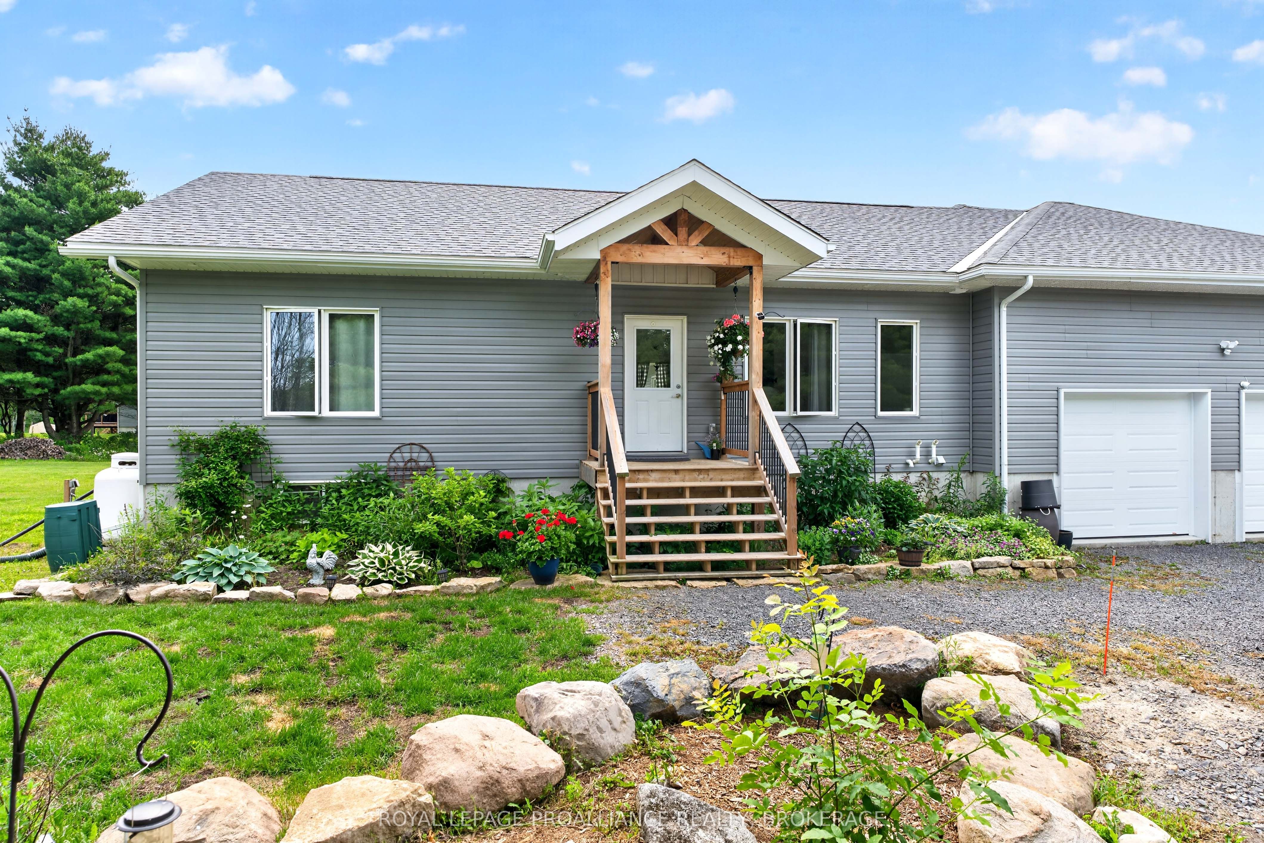499 Bush Road, Rideau Lakes, ON K0G 1E0 photo 3