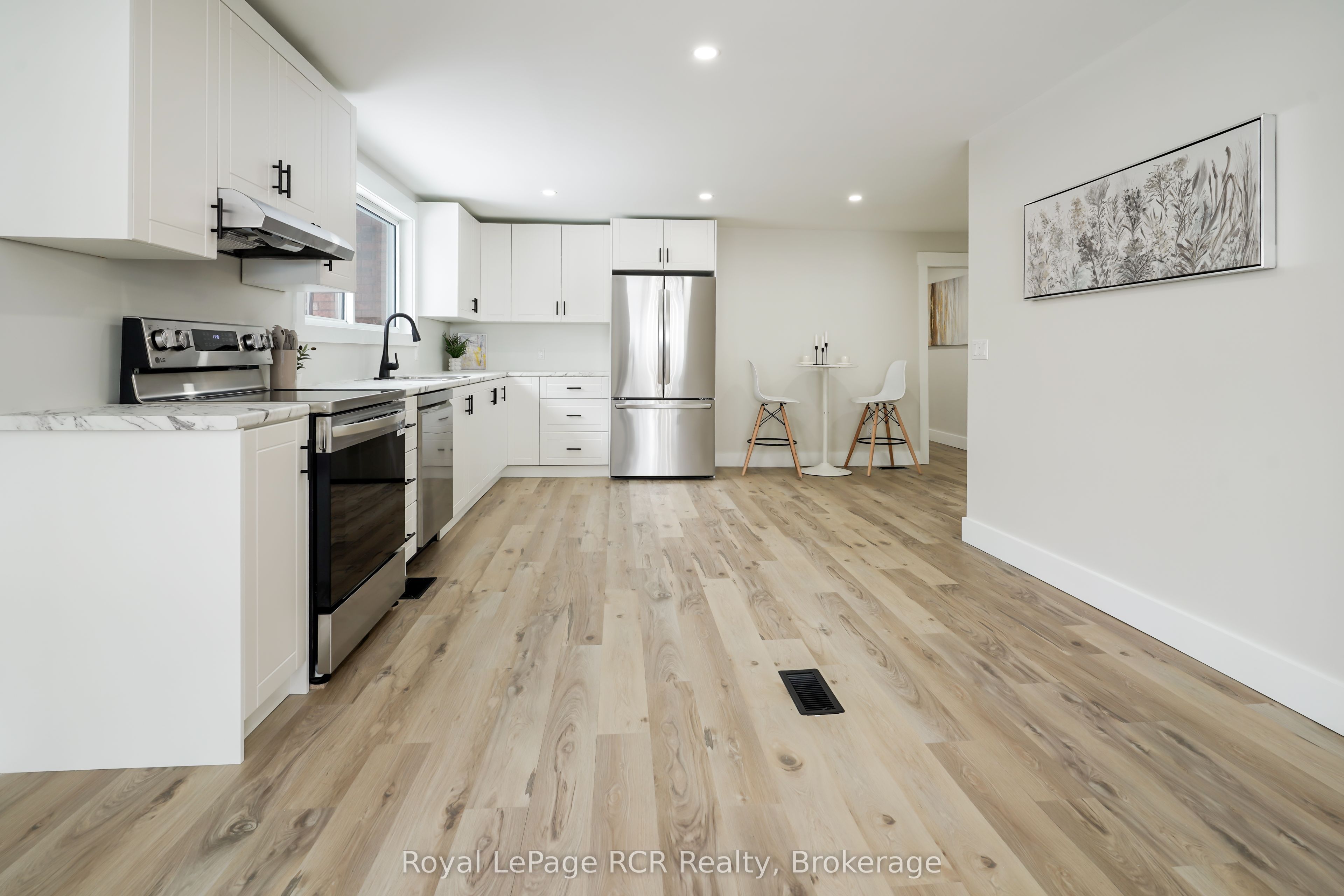 221 Queen Street, Chatham-Kent, ON N0P 1T0 photo 4