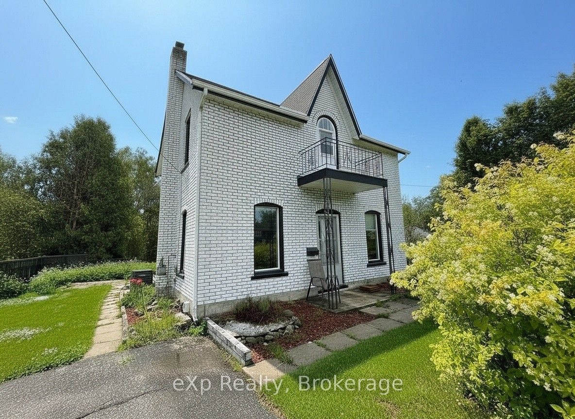 159 Jackson Street W, West Grey, ON N0G 1R0 photo 2