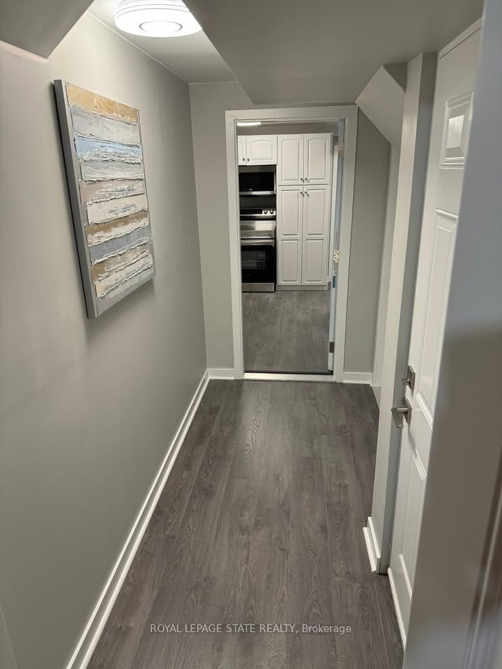 348 Springbrook Avenue Basement, Hamilton, ON L9K 0K3 photo 5
