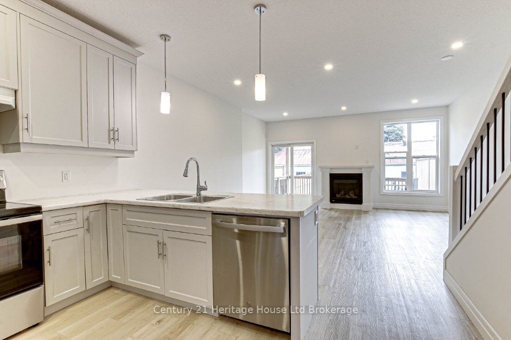 50 Blandford Street 2, Woodstock, ON N4S 7H6 photo 4