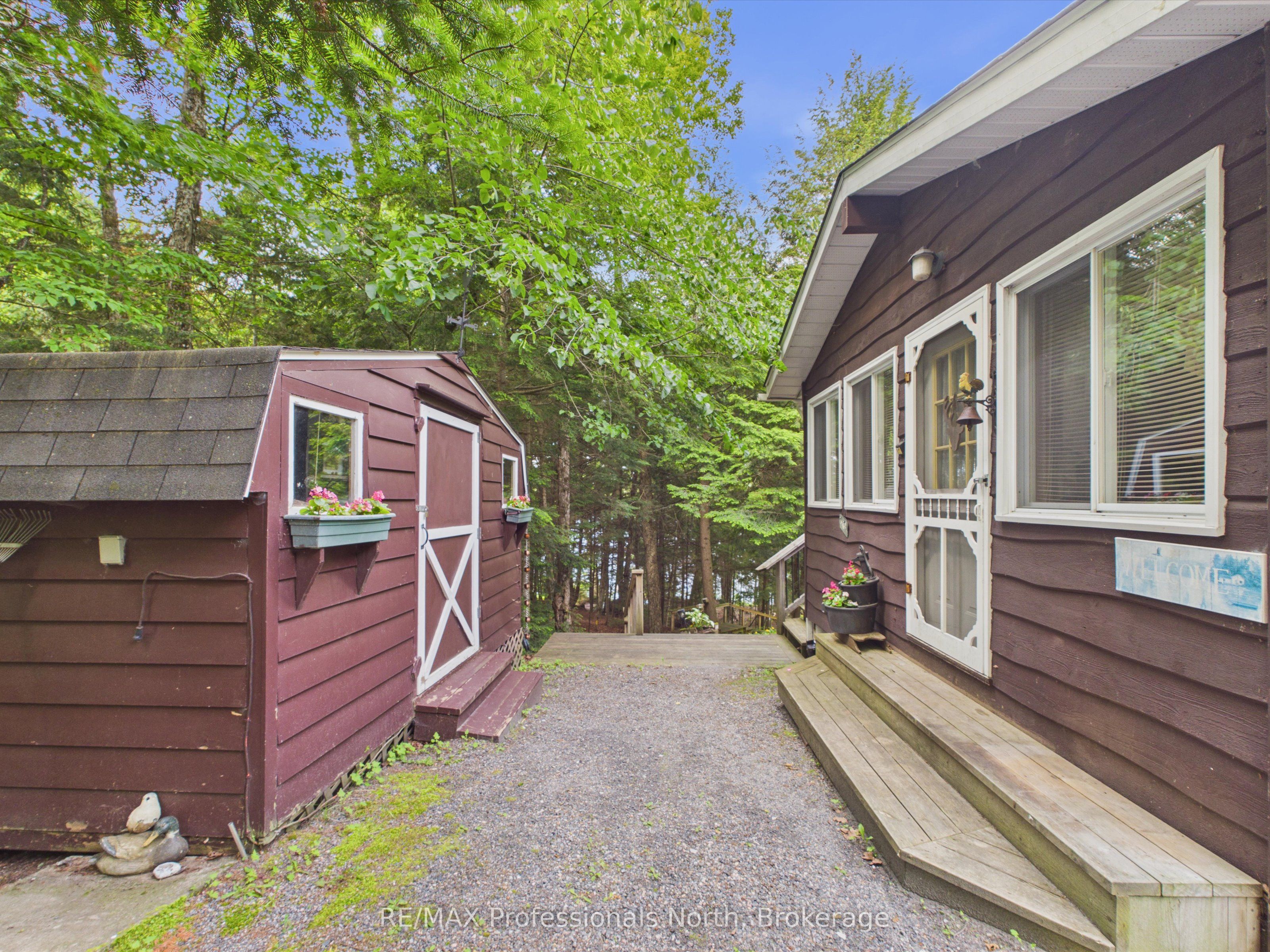 1007 Leech Lake Point Road, Bracebridge, ON P1L 1X3 photo 5