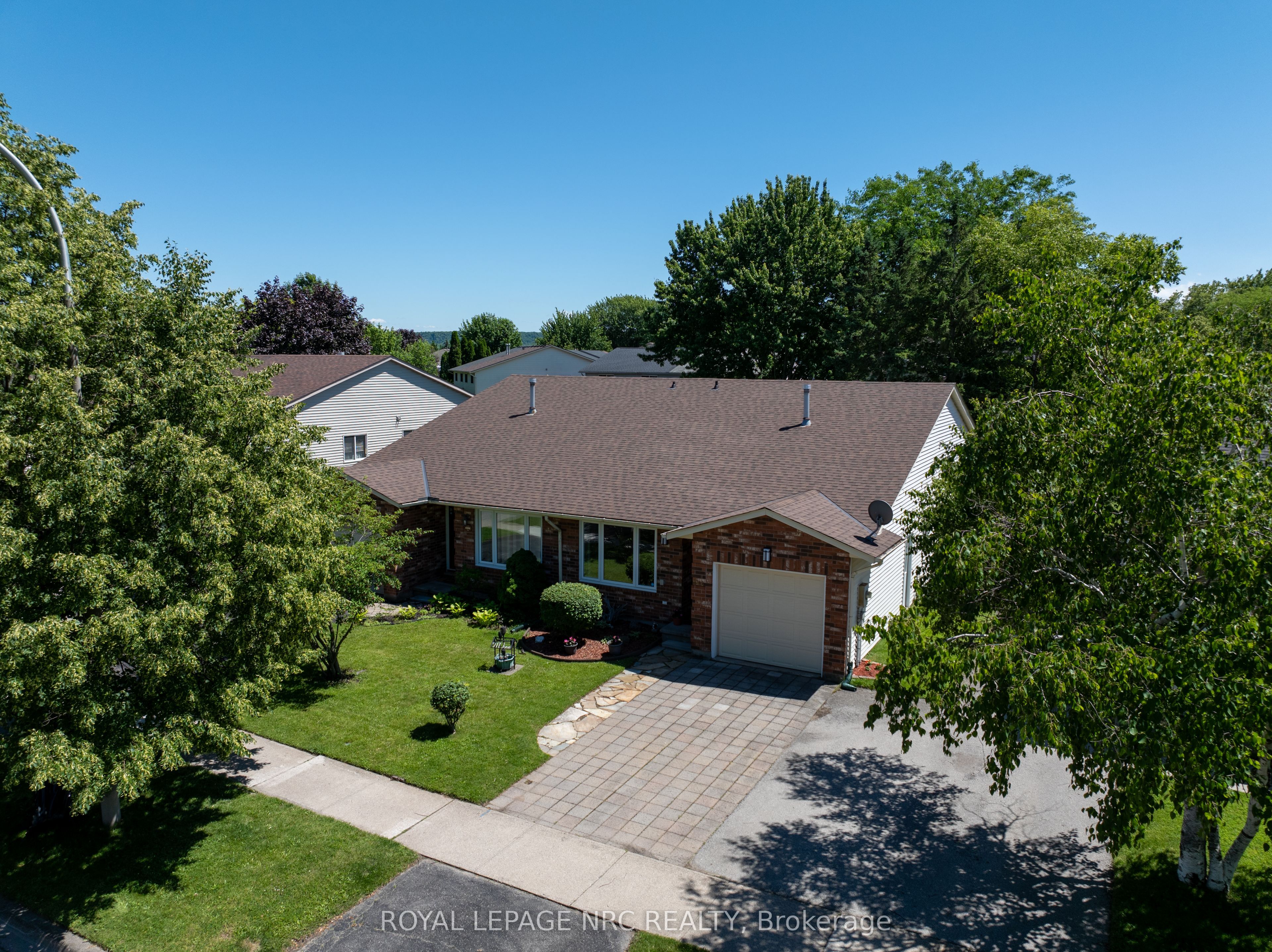 4916 Homestead Drive, Lincoln, ON L3J 0C4 photo 2