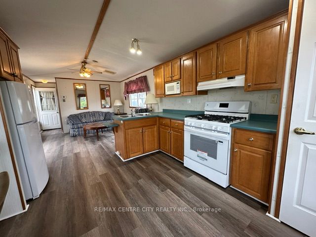 2189 Dundas Street 67, London East, ON N5V 1H3 photo 4