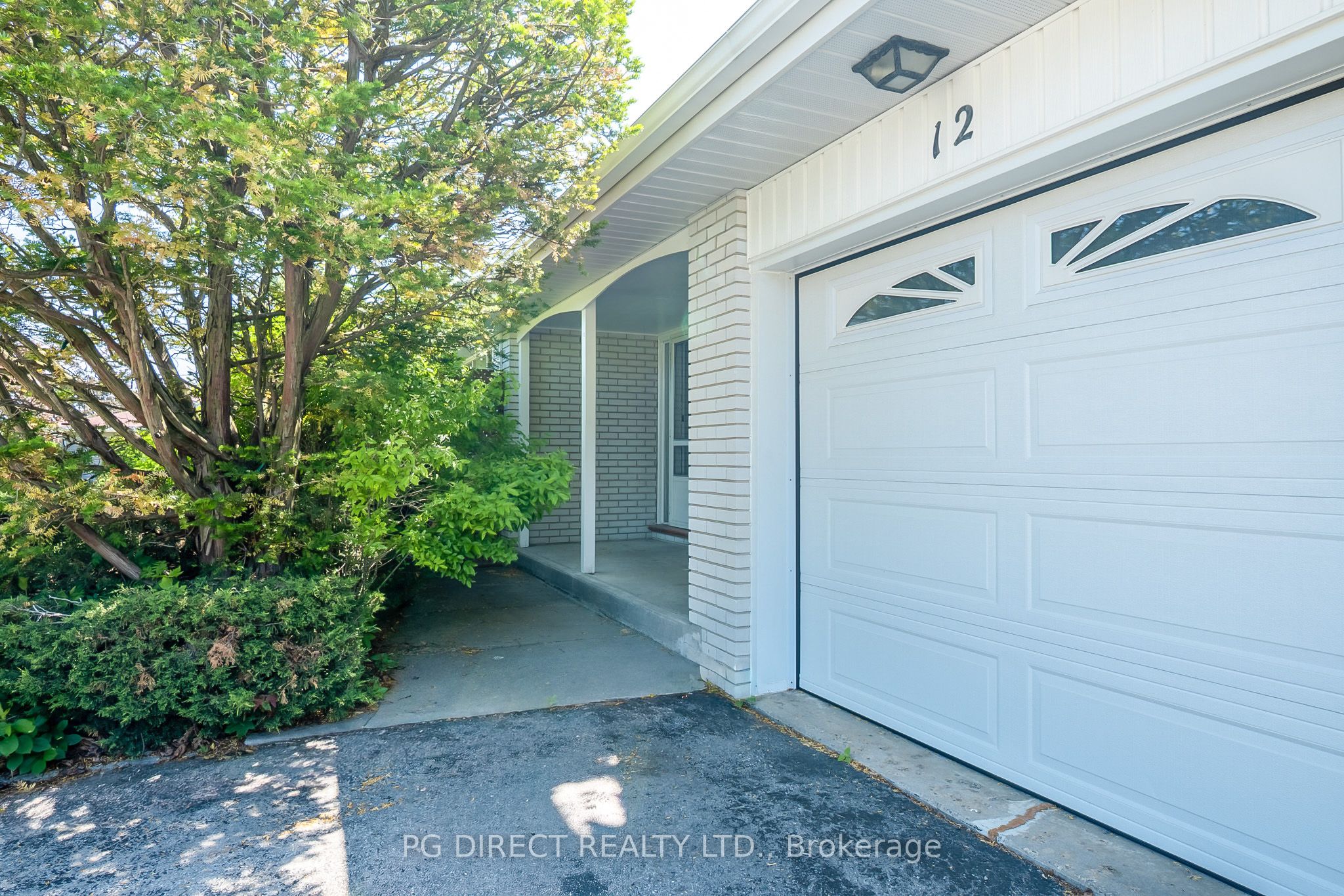 12 Belvedere Road, Quinte West, ON K8V 4A7 photo 2
