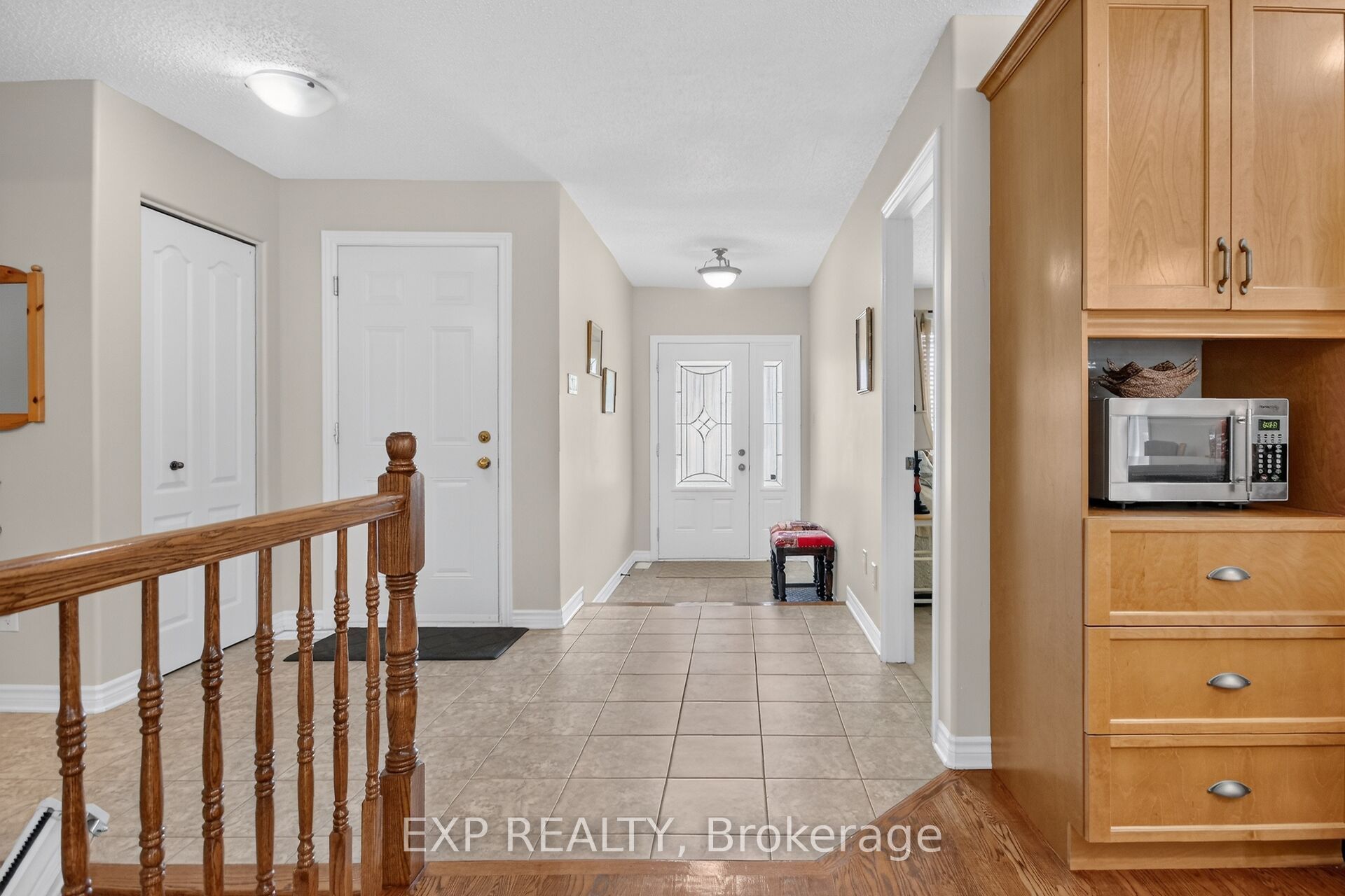 40 Gaslight Way, Russell, ON K4R 0B1 photo 3