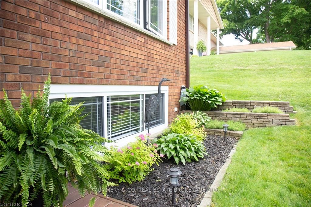 294 South Drive S, Norfolk, ON N3Y 1H2 photo 5