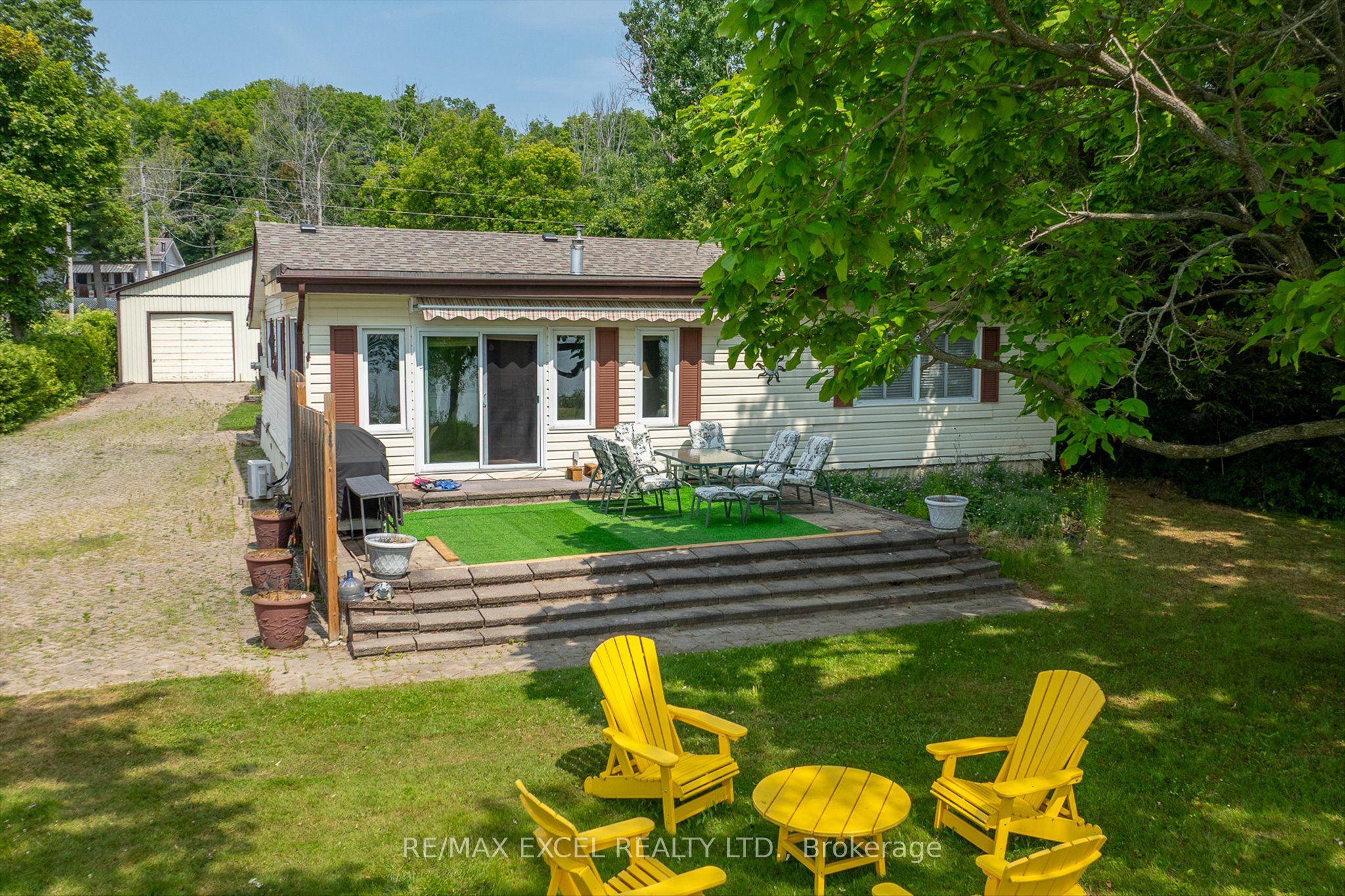 665 North Shore Drive E, Otonabee-South Monaghan, ON P7B 6B3 photo 5