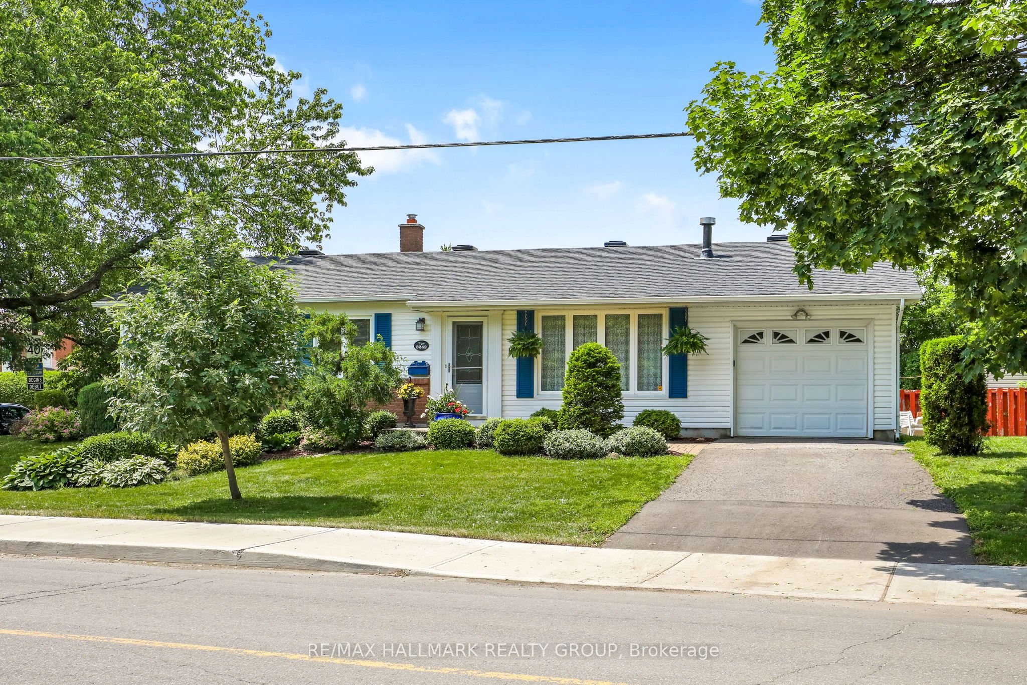 3242 Albion Road S, Hunt Club - South Keys and Area, ON K1V 7P3 photo 2