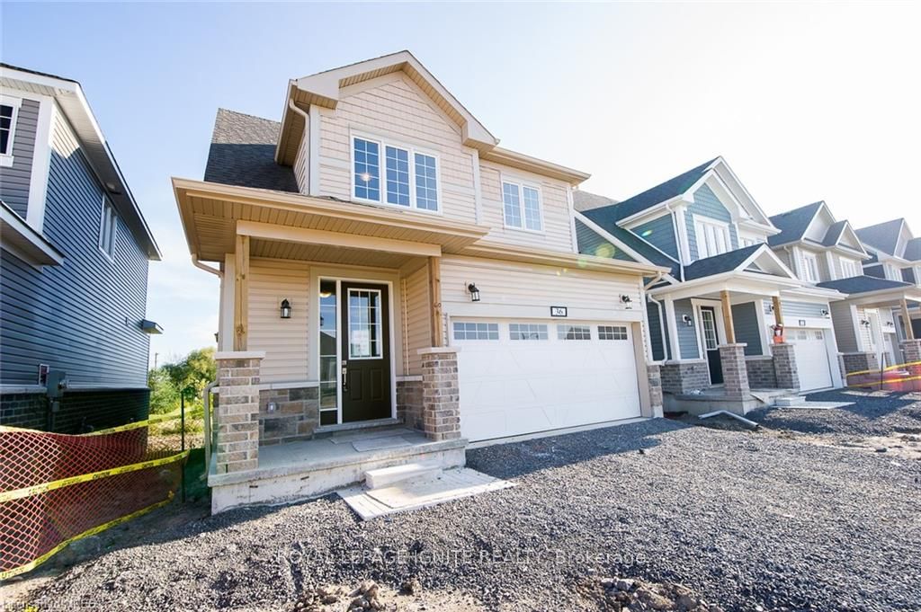 36 Oakmont Drive, Loyalist, ON K0H 1G0 photo 3