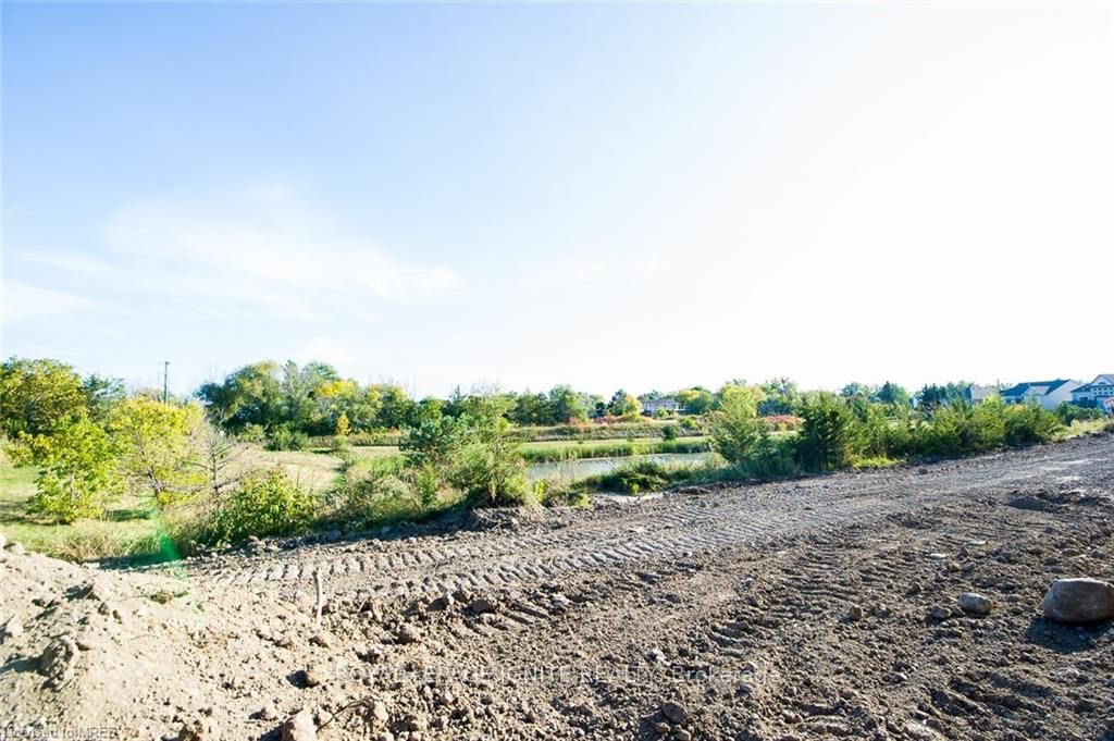 36 Oakmont Drive, Loyalist, ON K0H 1G0 photo 5