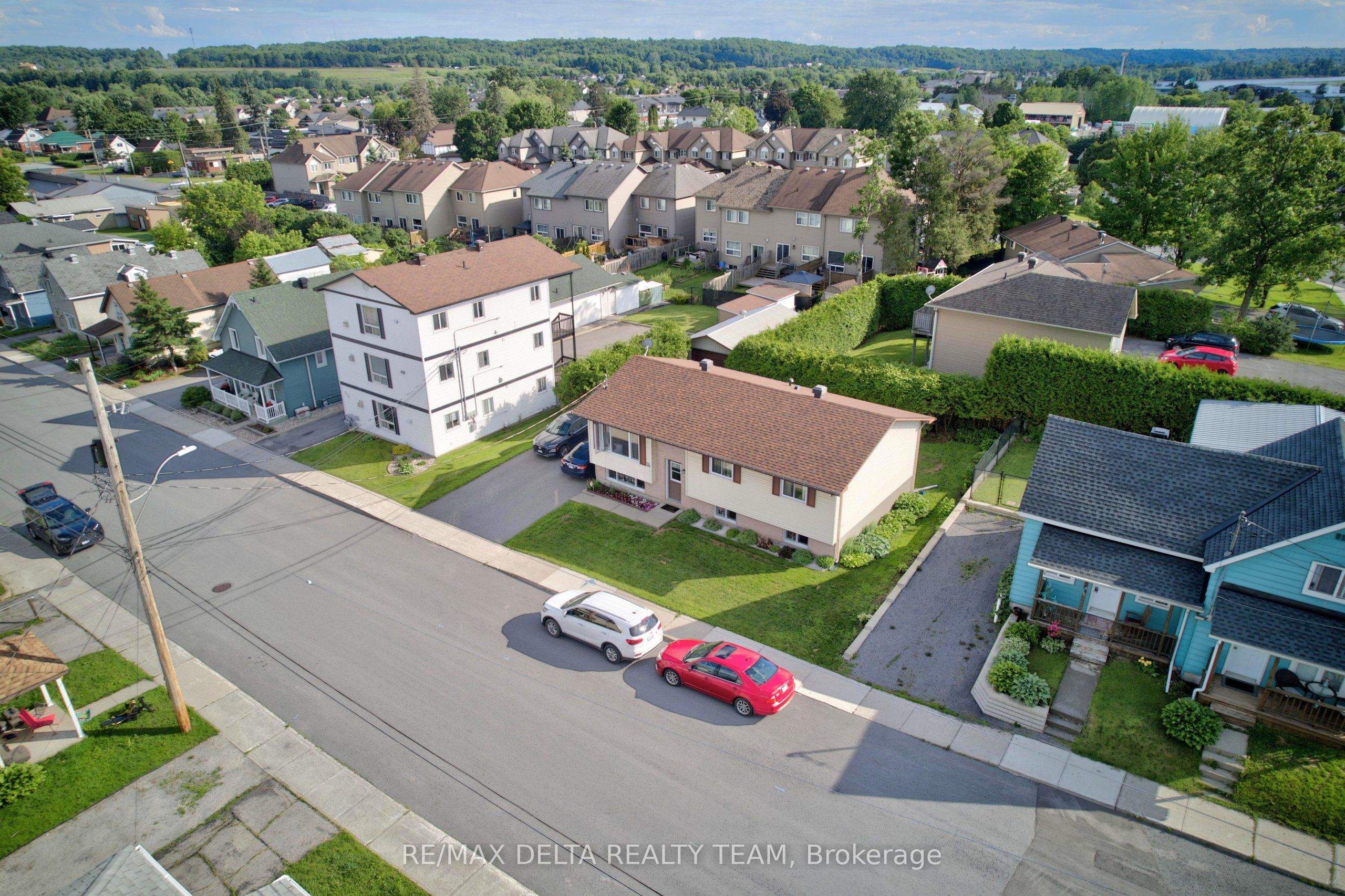 522 St Louis Street, Clarence-Rockland, ON K4K 1B1 photo 2