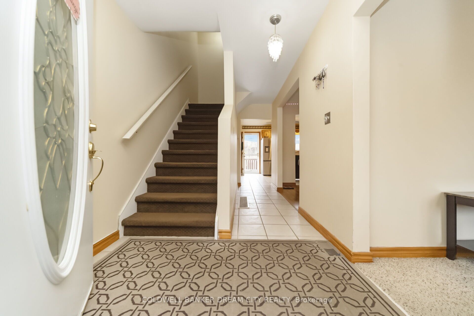 39 Reid Avenue N, Hamilton, ON L8H 6C9 photo 5