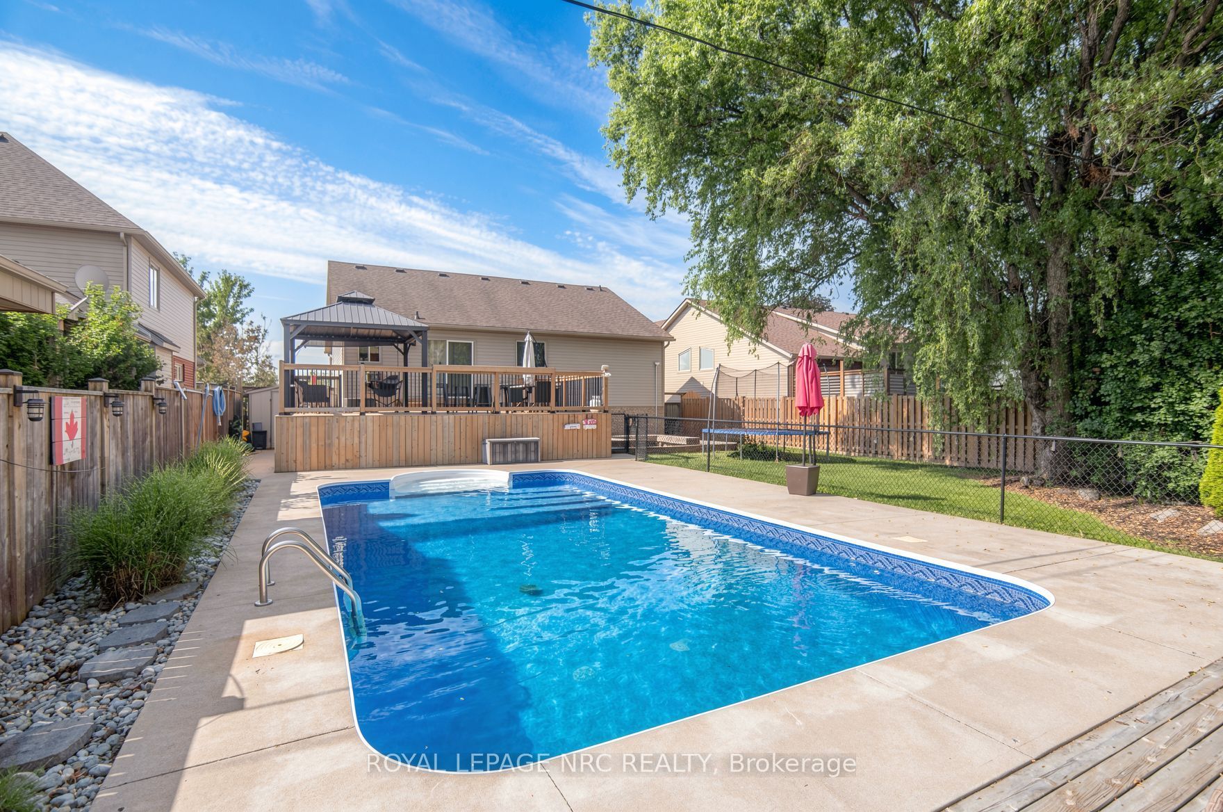 4001 WEINBRENNER Road, Niagara Falls, ON L2G 7X9