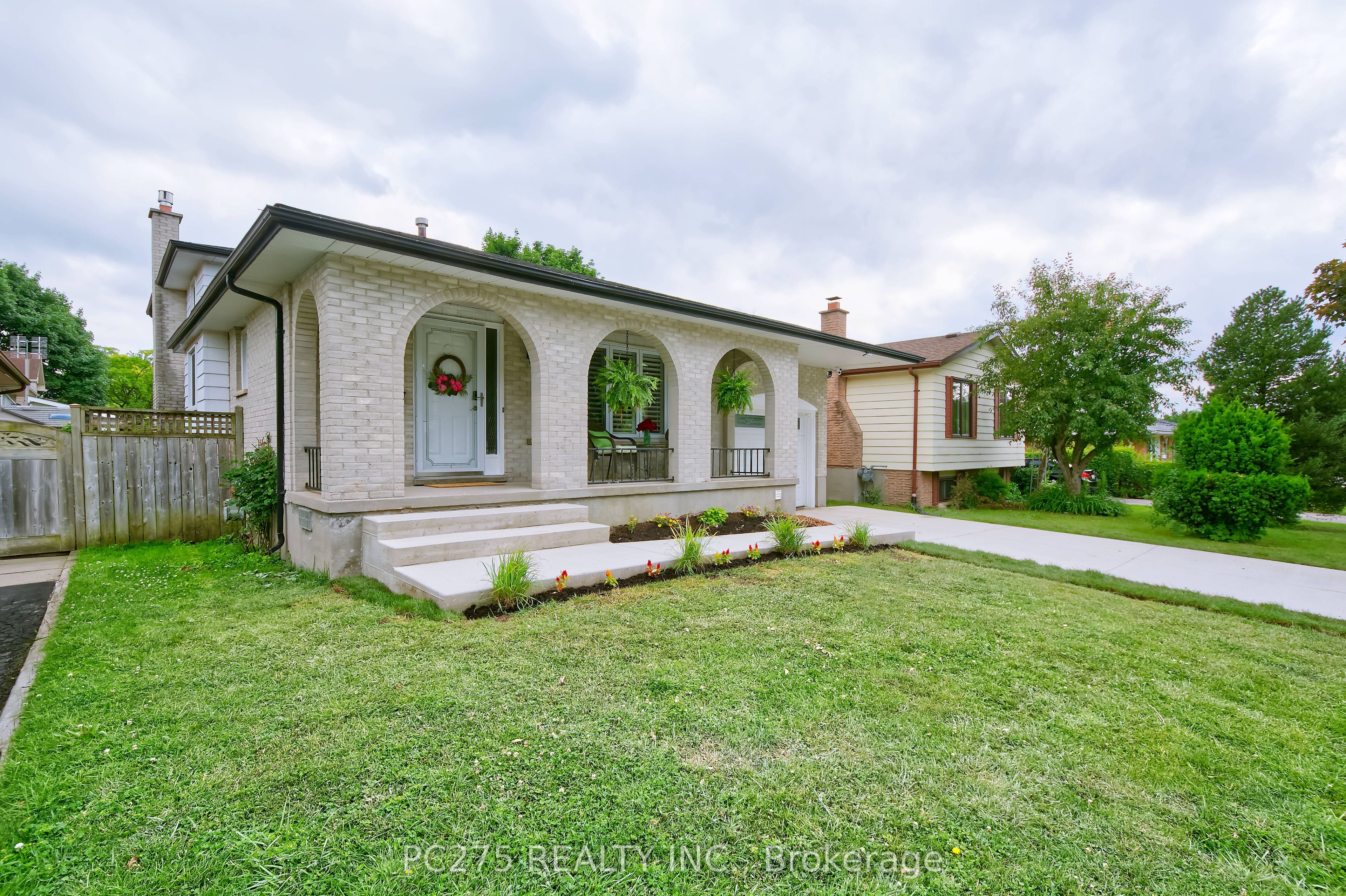485 Ferndale Avenue, London South, ON N6C 4Y1 photo 2