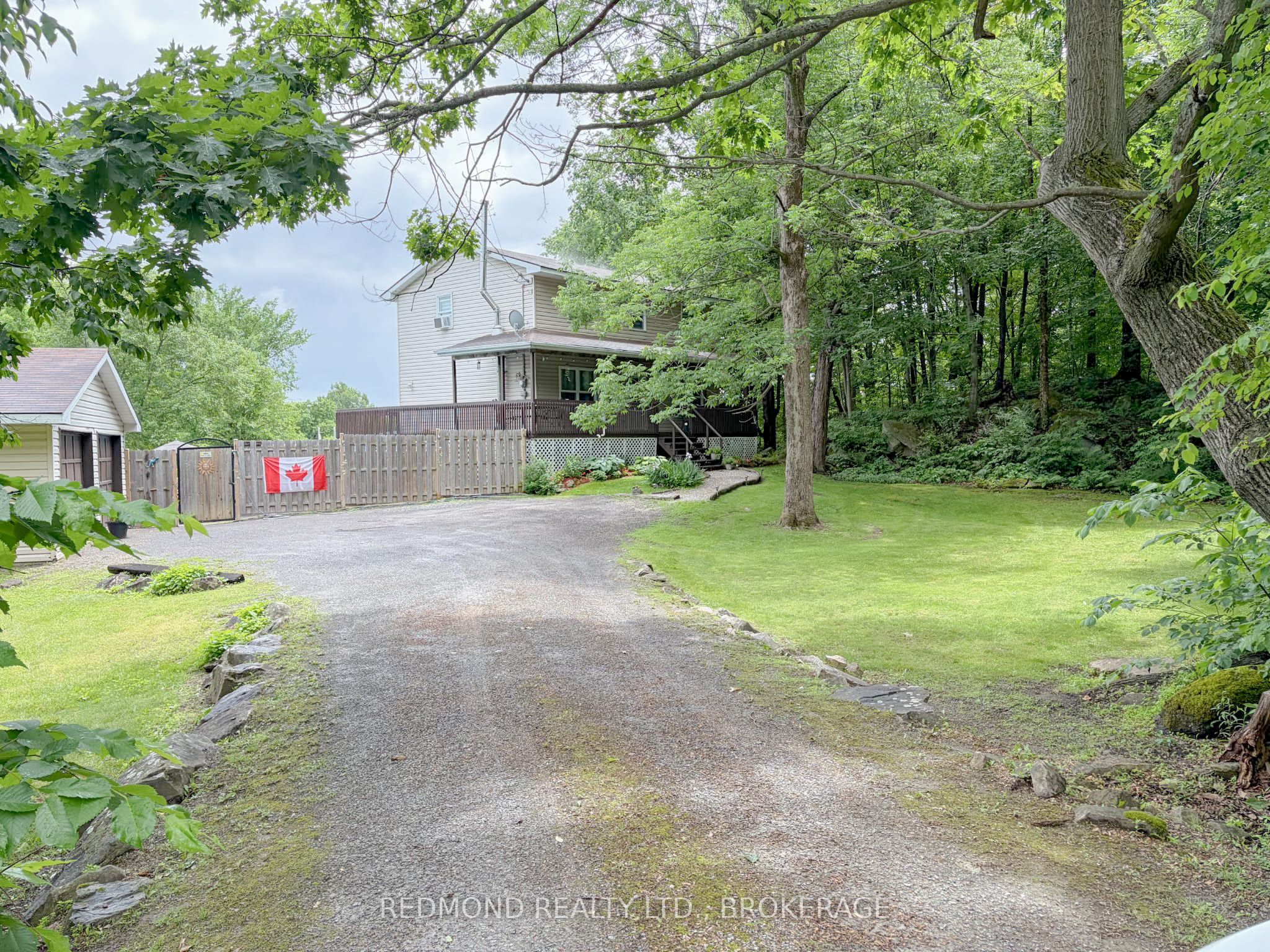 435 County 2 Road, Front of Leeds & Seeleys Bay, ON K7G 2V4 photo 3