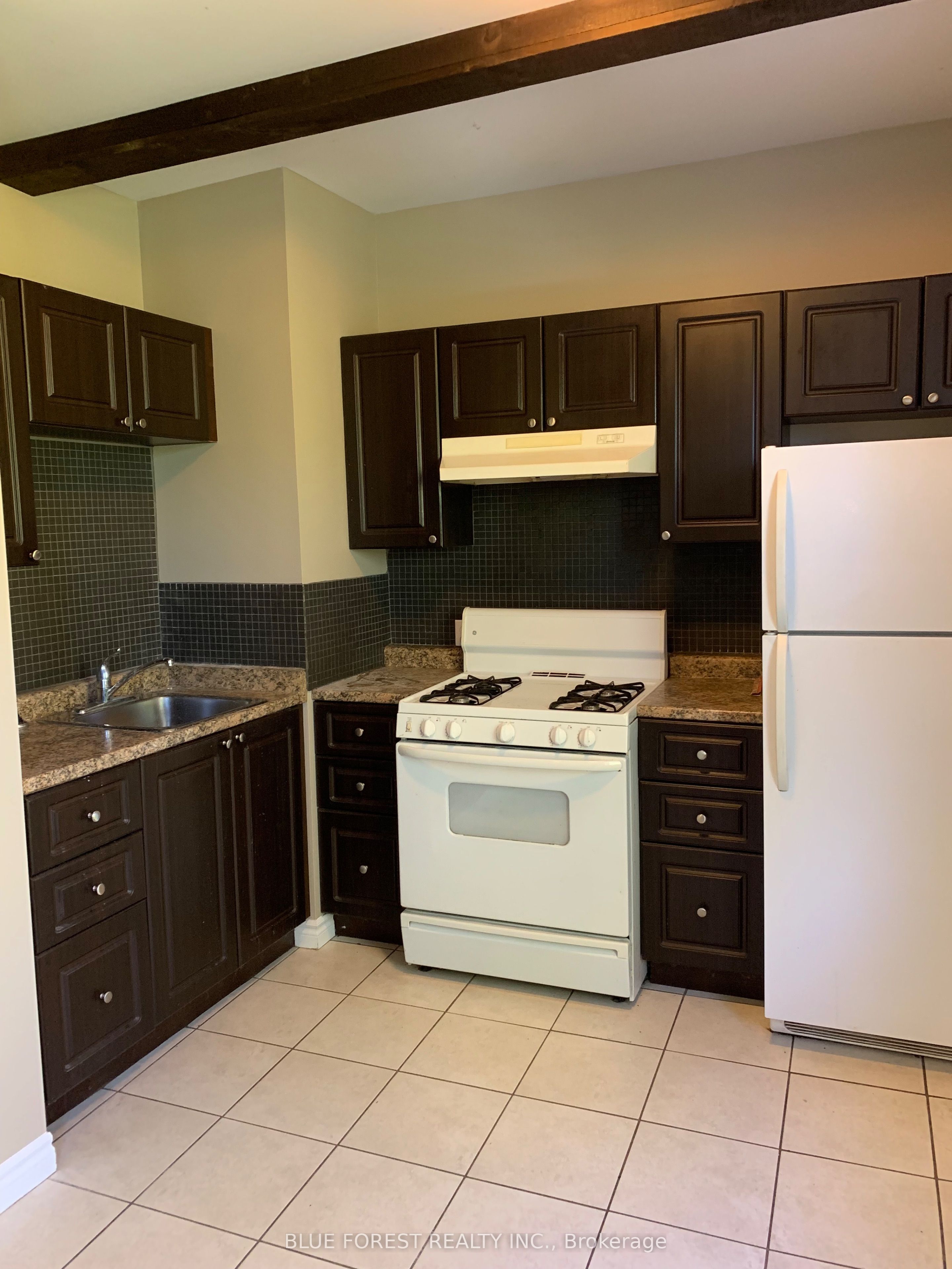 1 Waverley Place 9, London East, ON N6B 2C3 photo 4