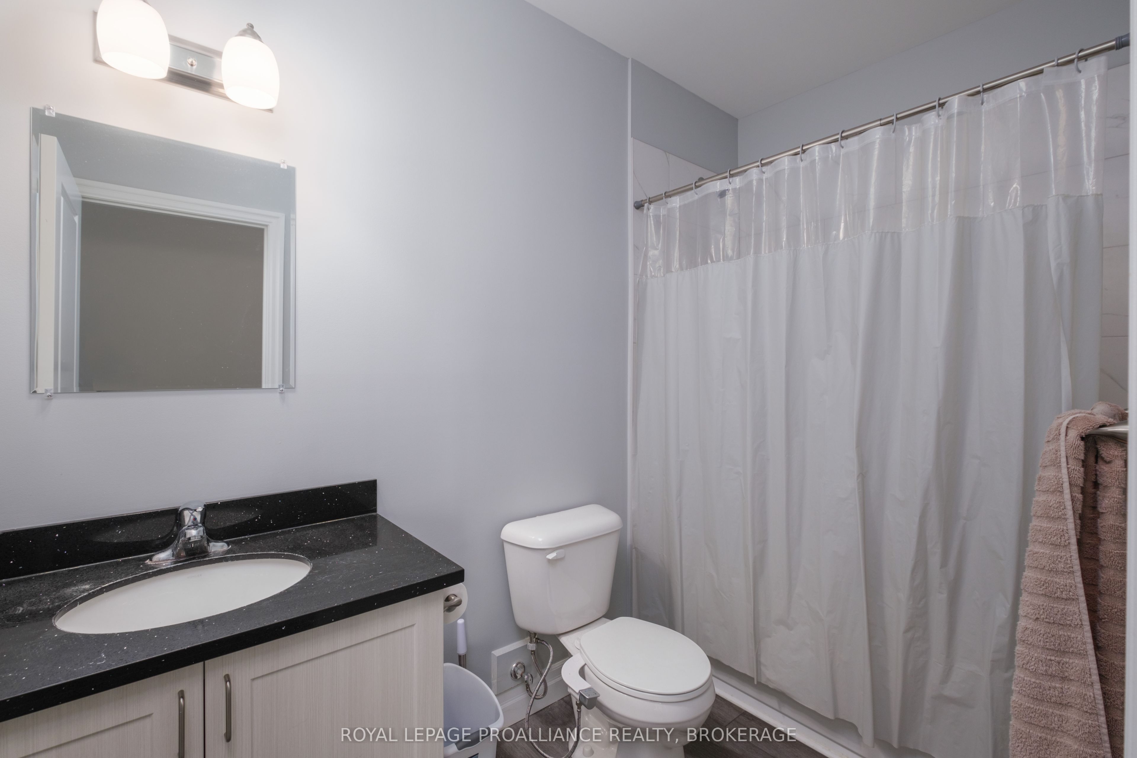 501 Frontenac Street 502, Kingston, ON K7K 4L9 photo 5